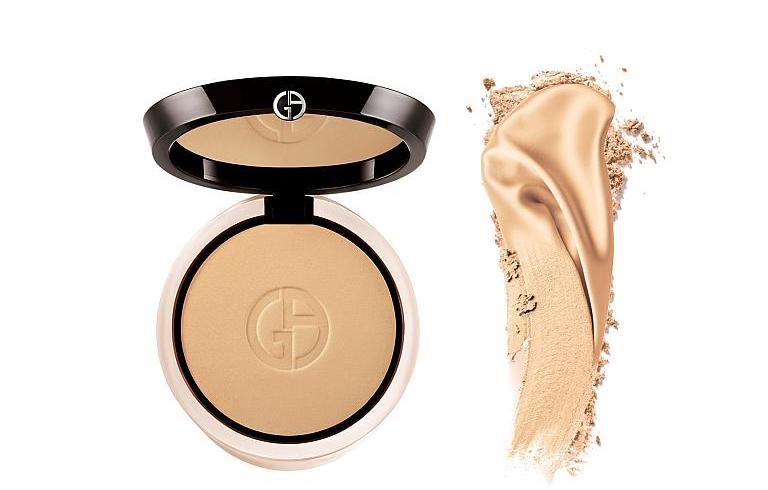 Geöffnete Puderdose