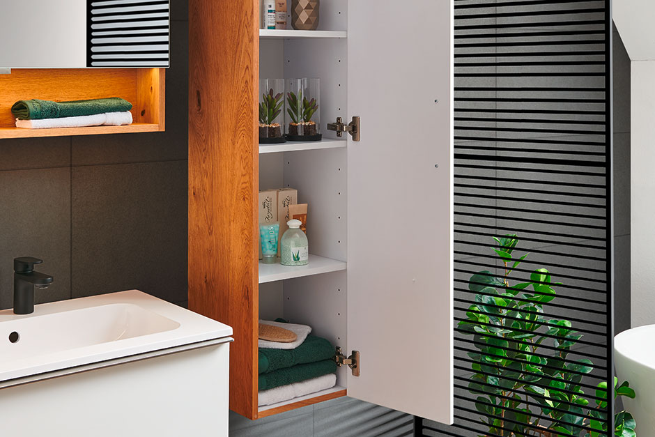 Stauschränke im Badezimmer | Credit: XXXLutz
