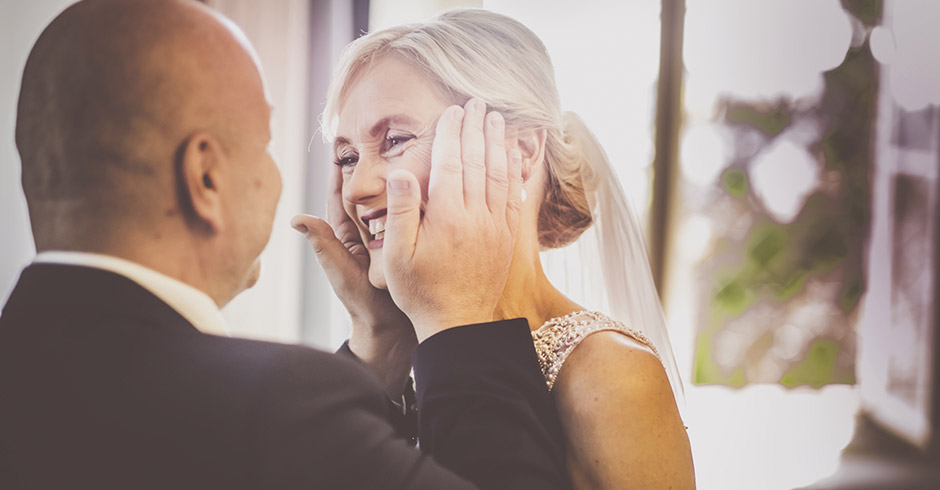 Paar bei der Hochzeit