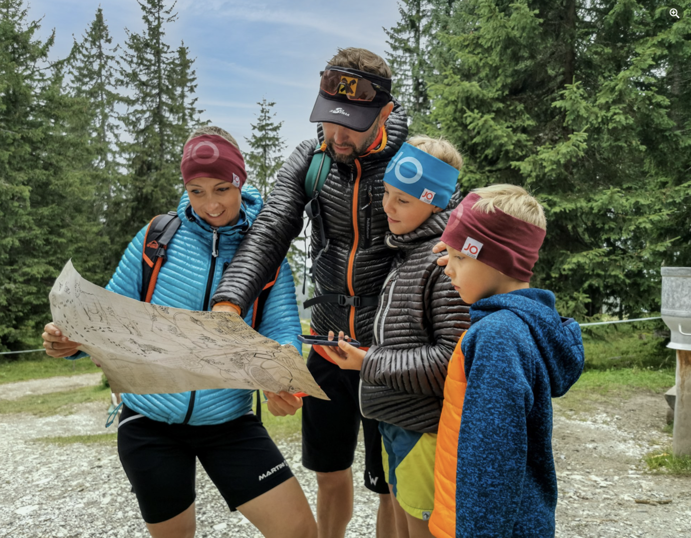 Andi Prommegger mit Familie | Credit: Andi Prommegger/Facebook/TVB St. Johann/Geisterberg