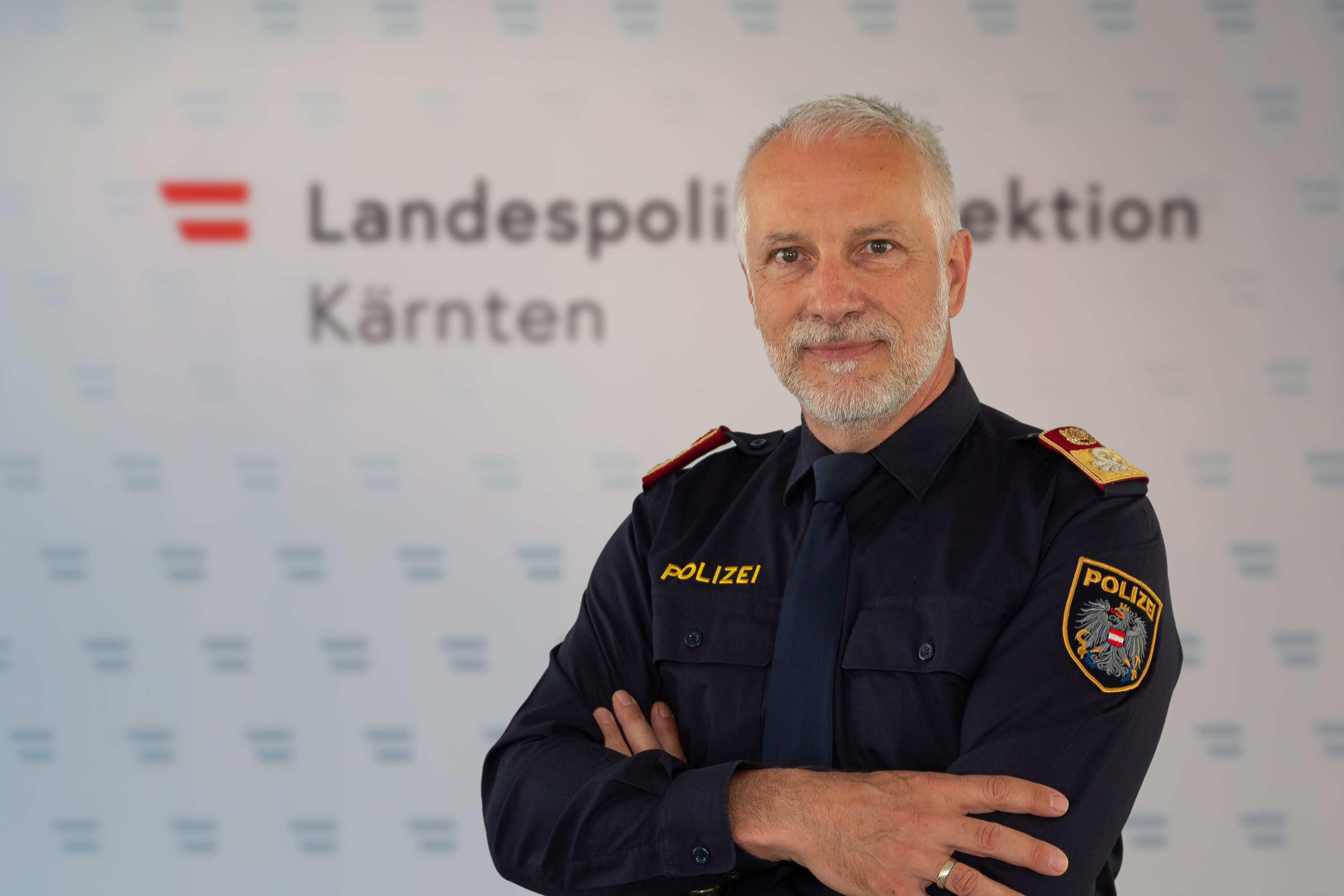 Porträt von Rainer Dionisio in Polizeiuniform