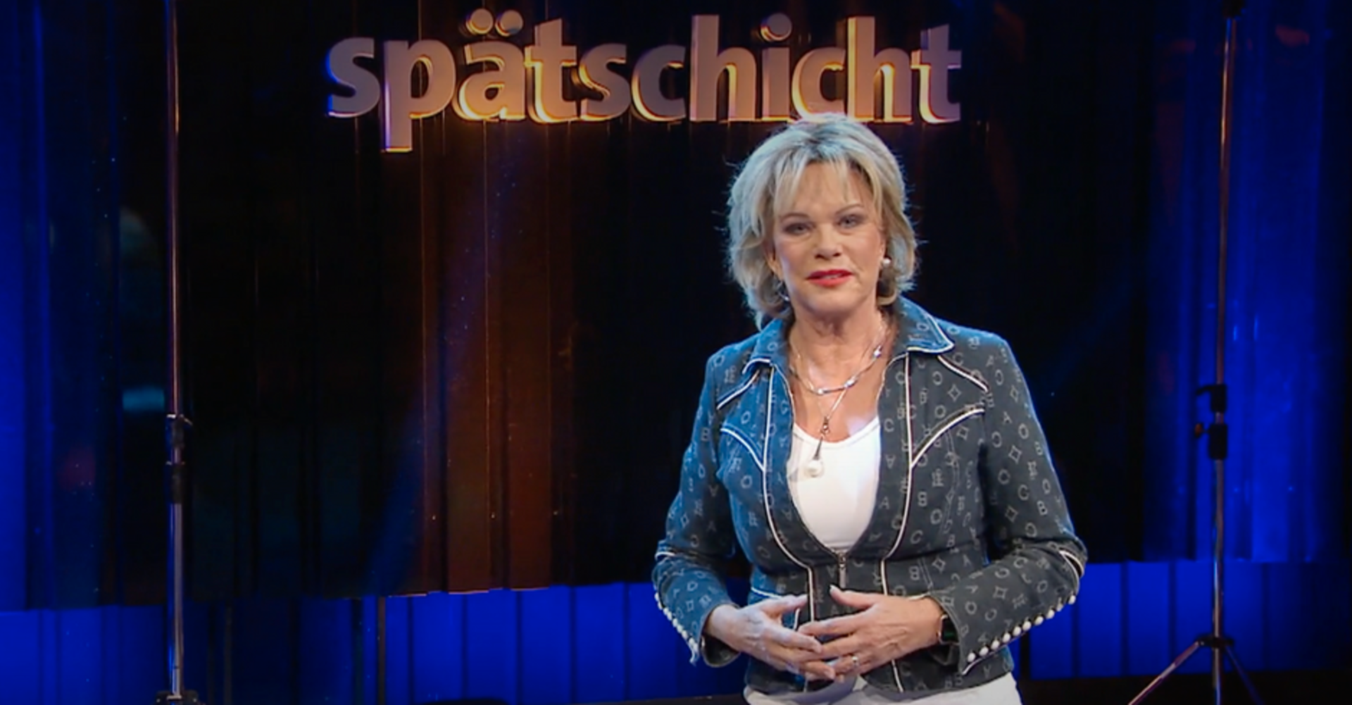 Porträt mit Schriftzug Spätschicht