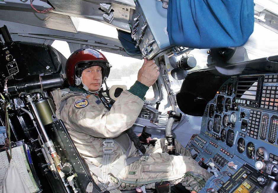 Putin im Cockpit eines Kampfjets