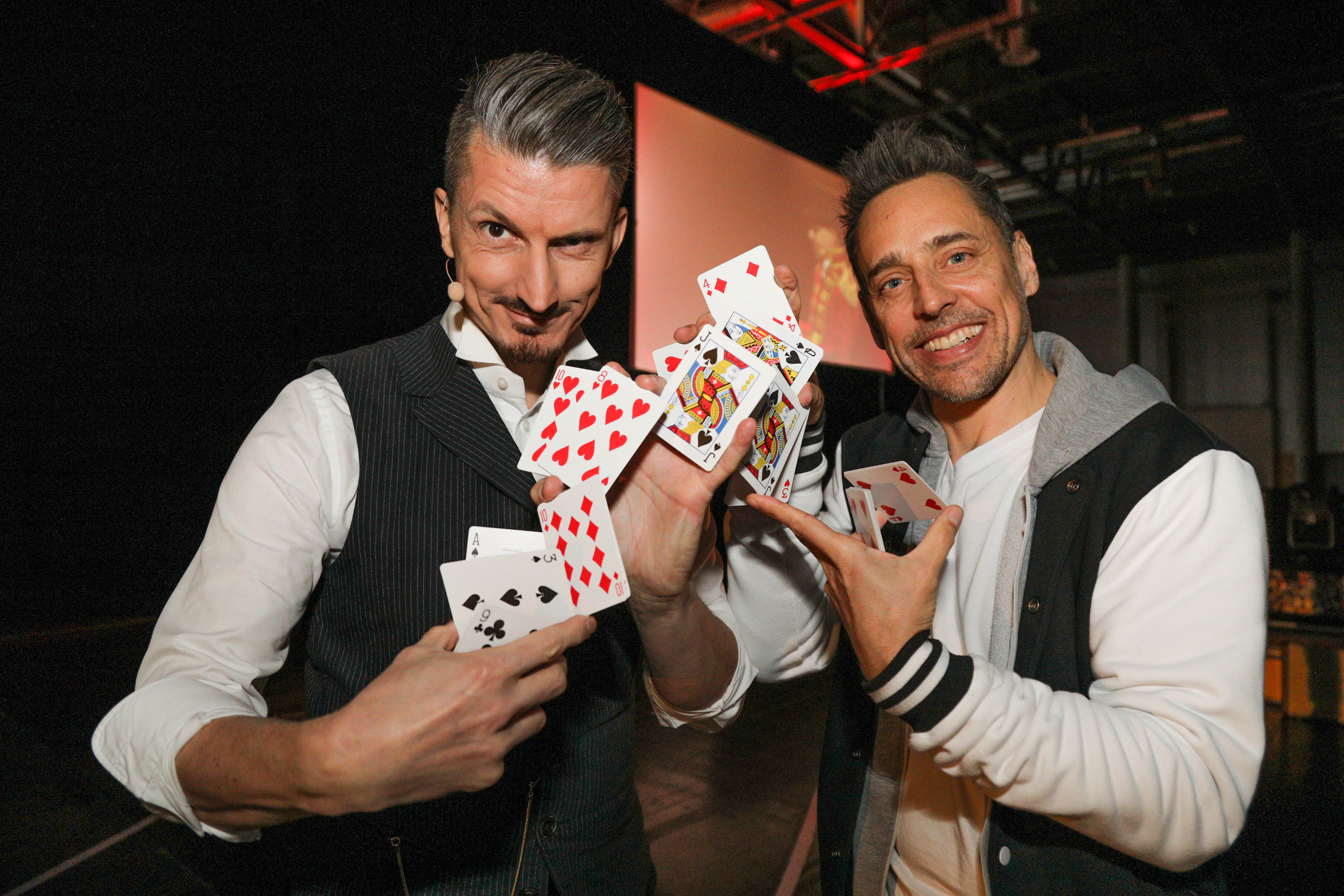 Wolfgang Moser und Tricky Niki zaubern | Credit: Robin Consult/Lepsi
