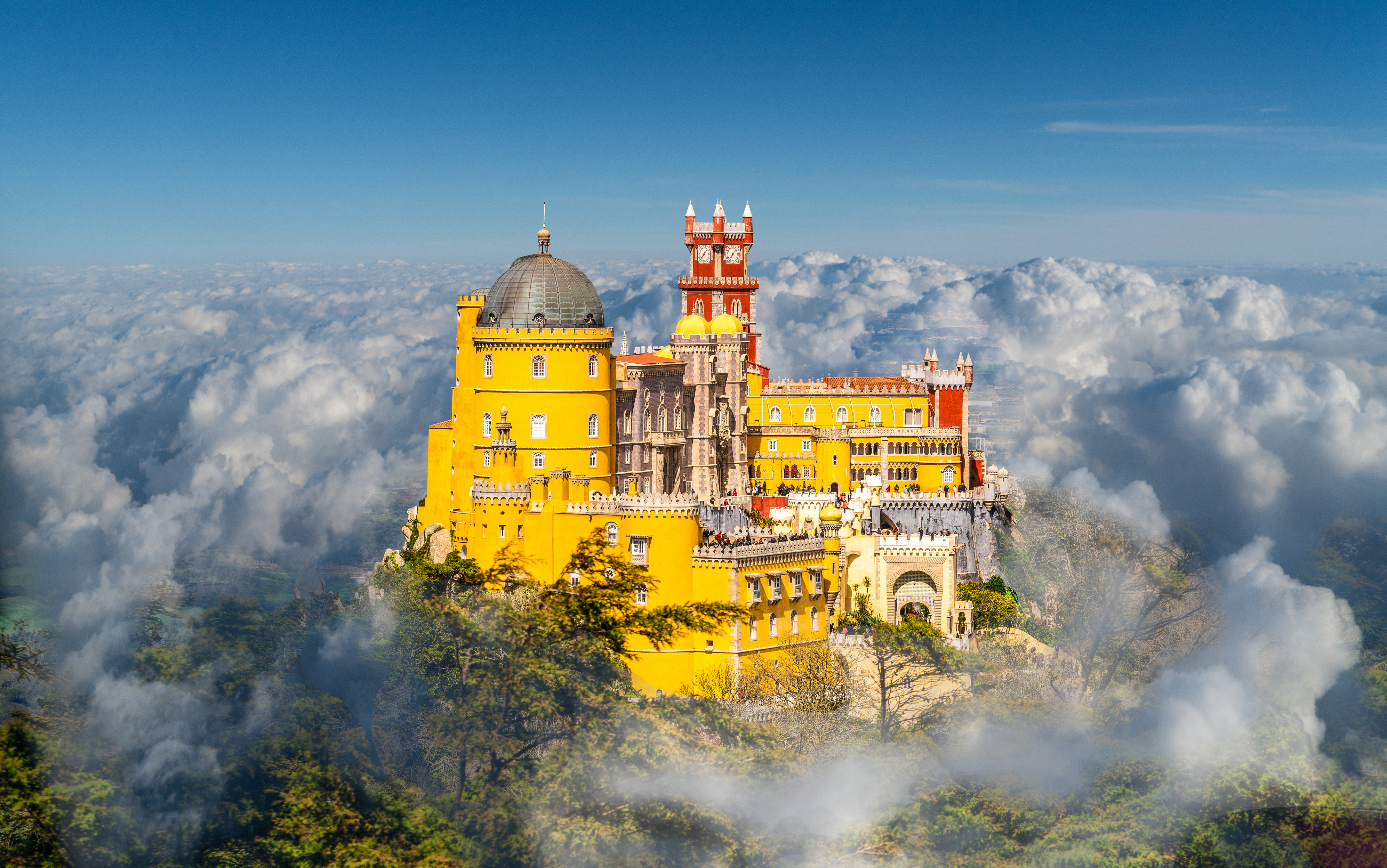 Palácio Nacional da Pena | Credit: iStock.com/Balate Dorin
