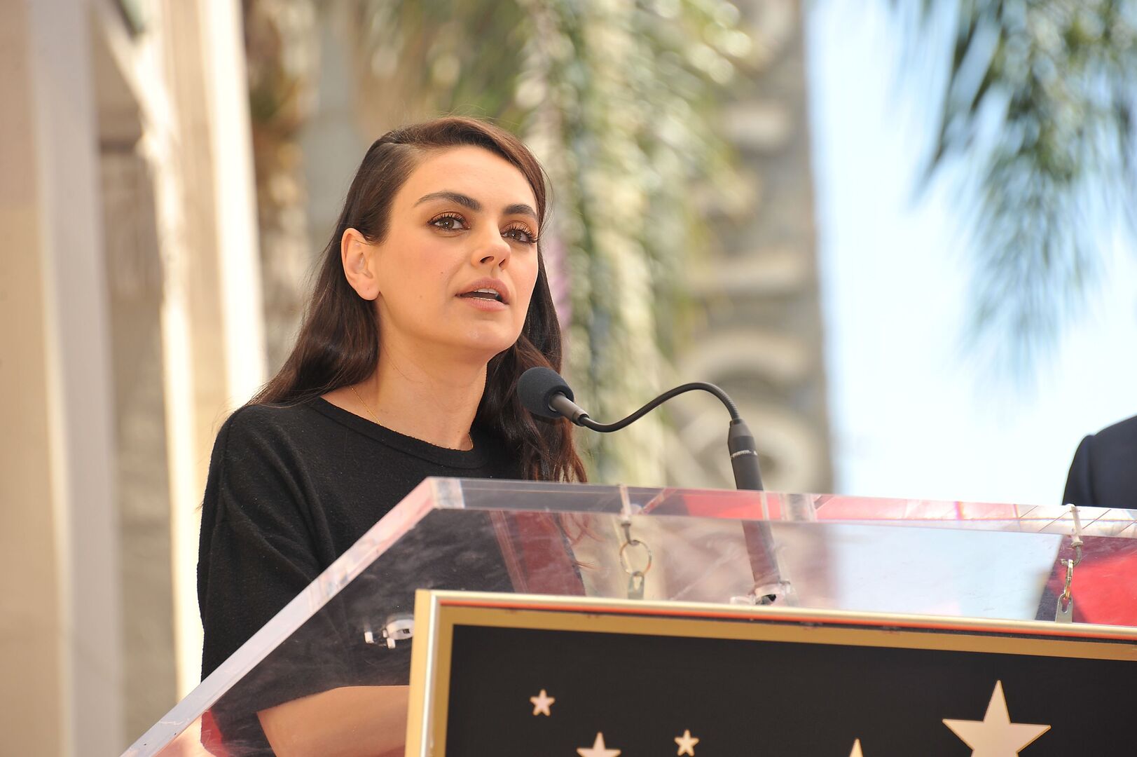 Mila Kunis spendet für die Ukraine