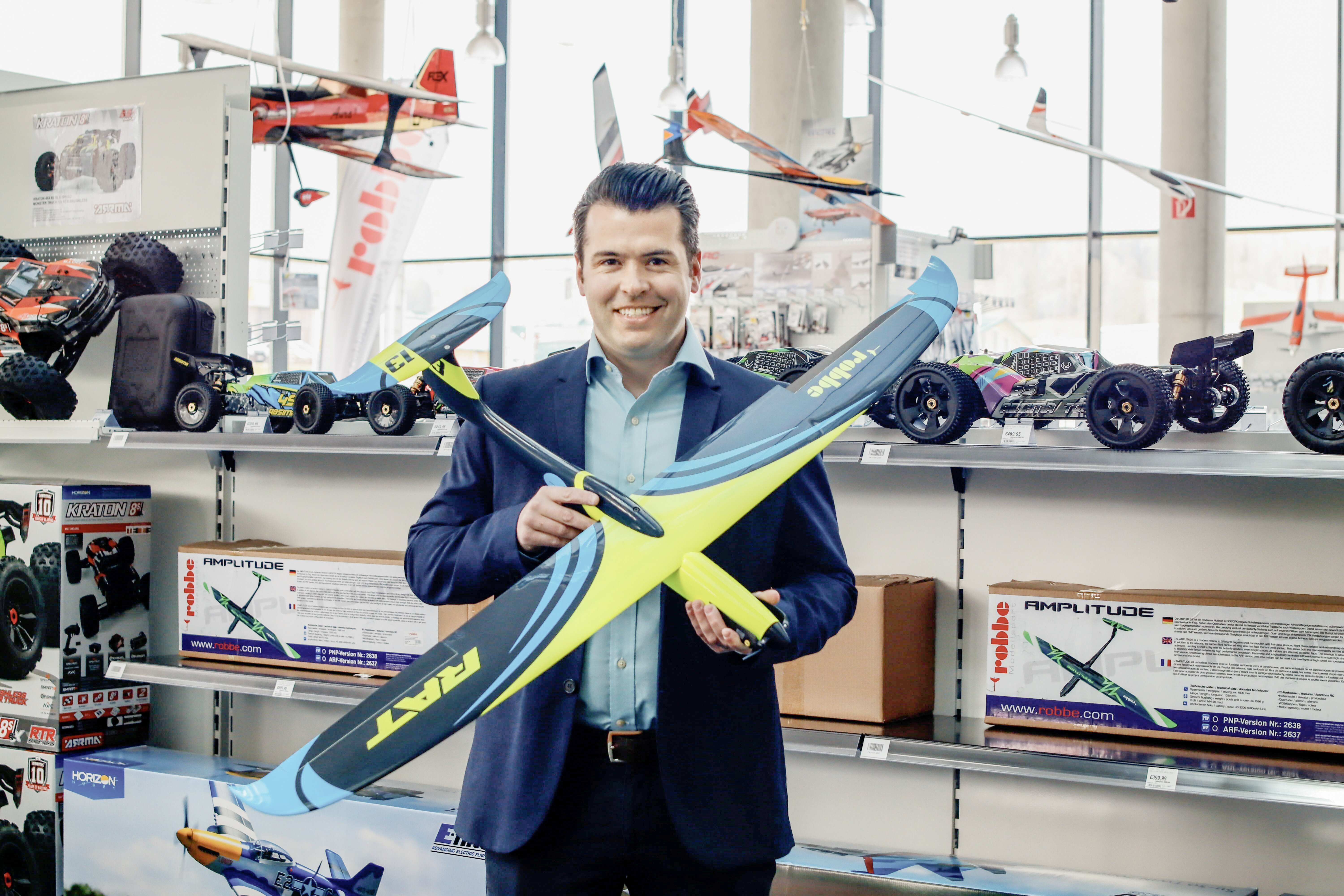 Matt White, Lindinger Modellbau