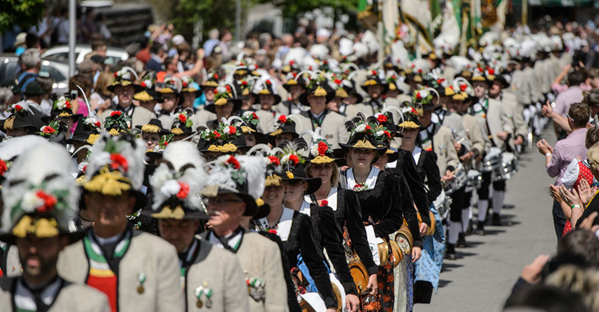 Umzug im Rahmen des Gauder Festes | Credit: Zillertal Bier