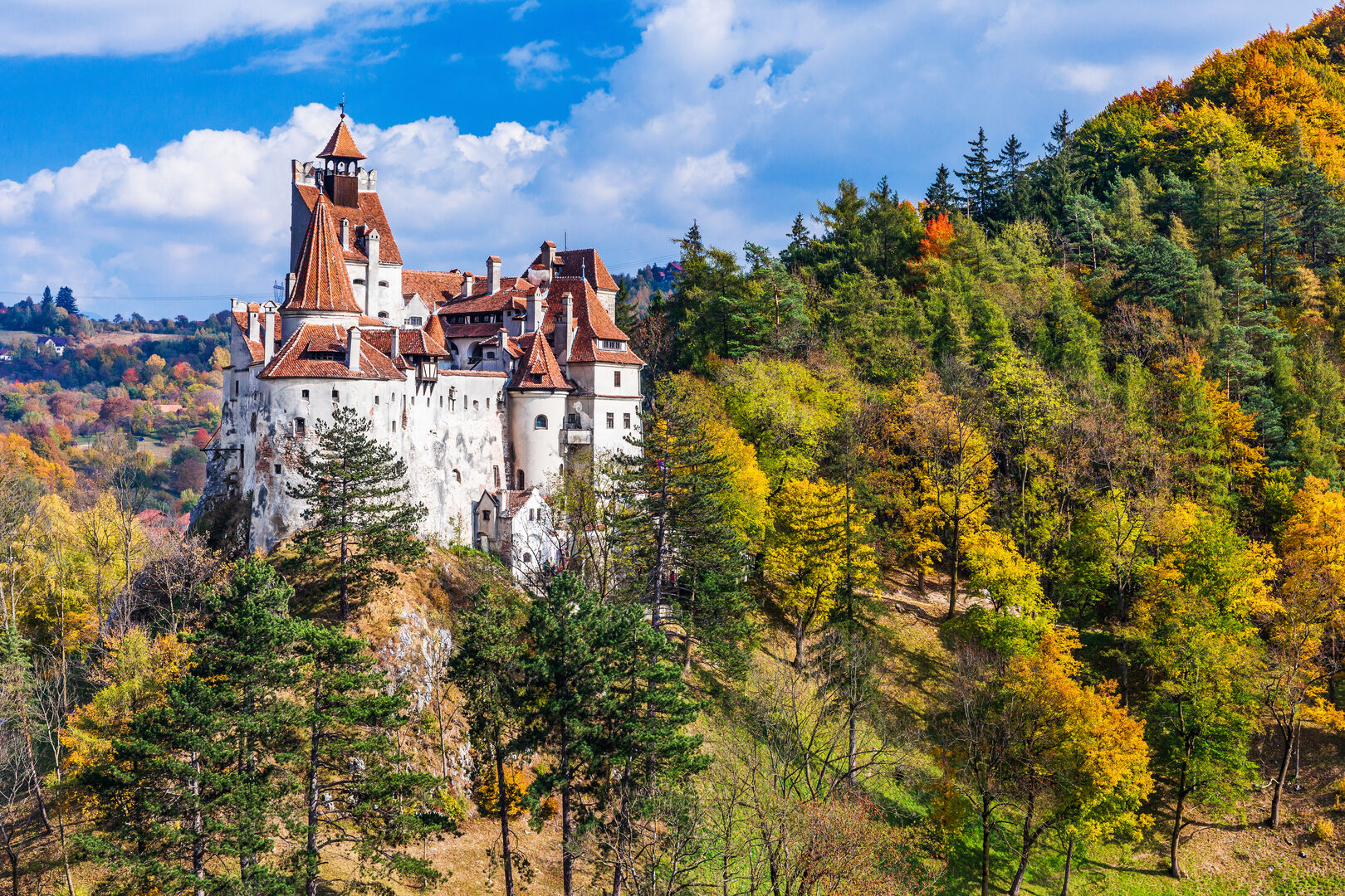 Schloss Bran in Transsilvanien | Credit: iStock.com/ sorincolac