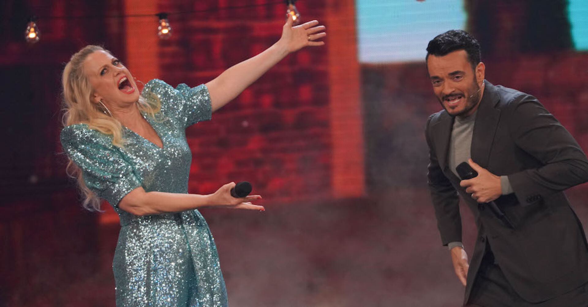 Barbara Schöneberger und Giovanni Zarrella I Credit: Jörg Carstensen/dpa/picturedesk.com