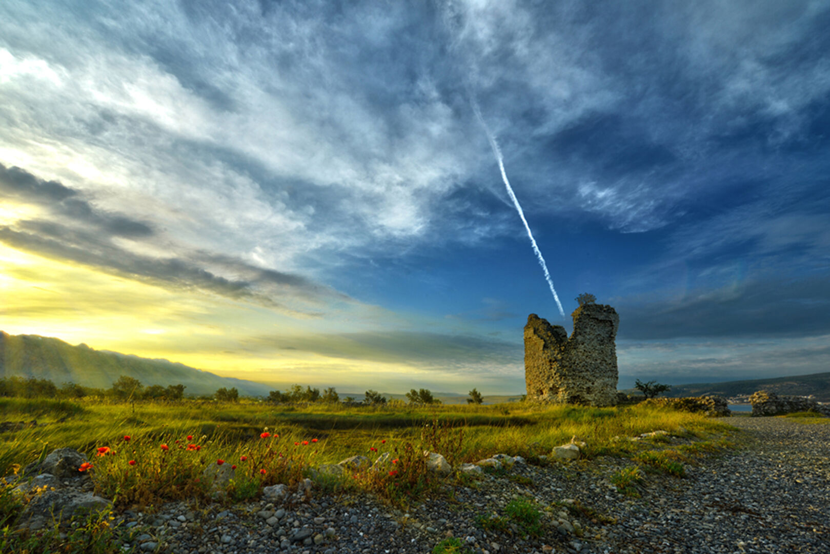 Alte Turmruine bei Starigrad | Credit: iStock.com/Sven Weyer