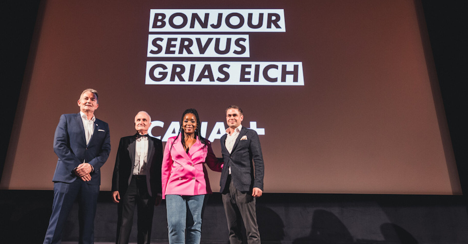 Gruppenbild auf der Bühne