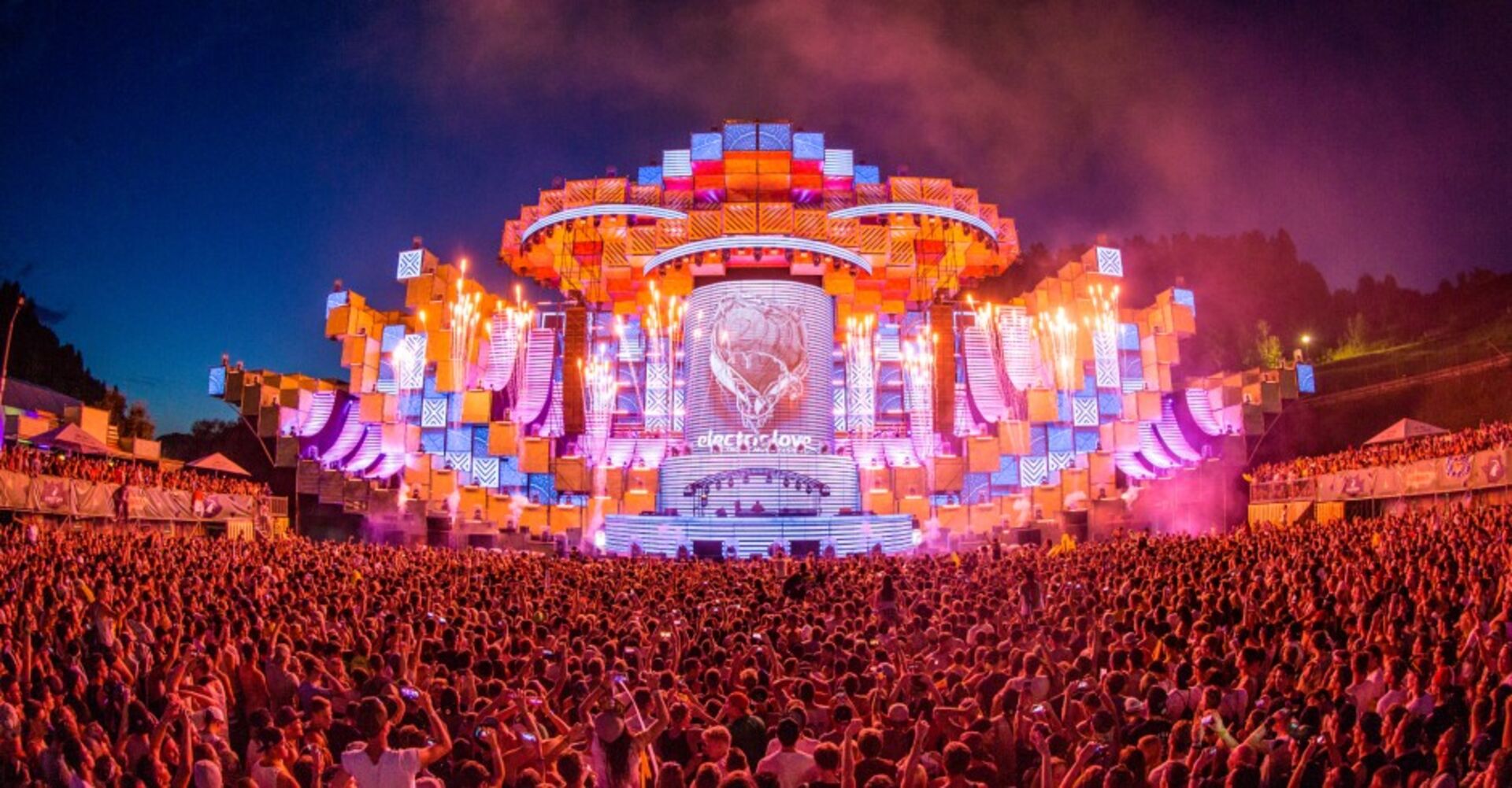 Menschenmenge bei Festival | Credit: Electric Love/ Kevin Verkruijssen