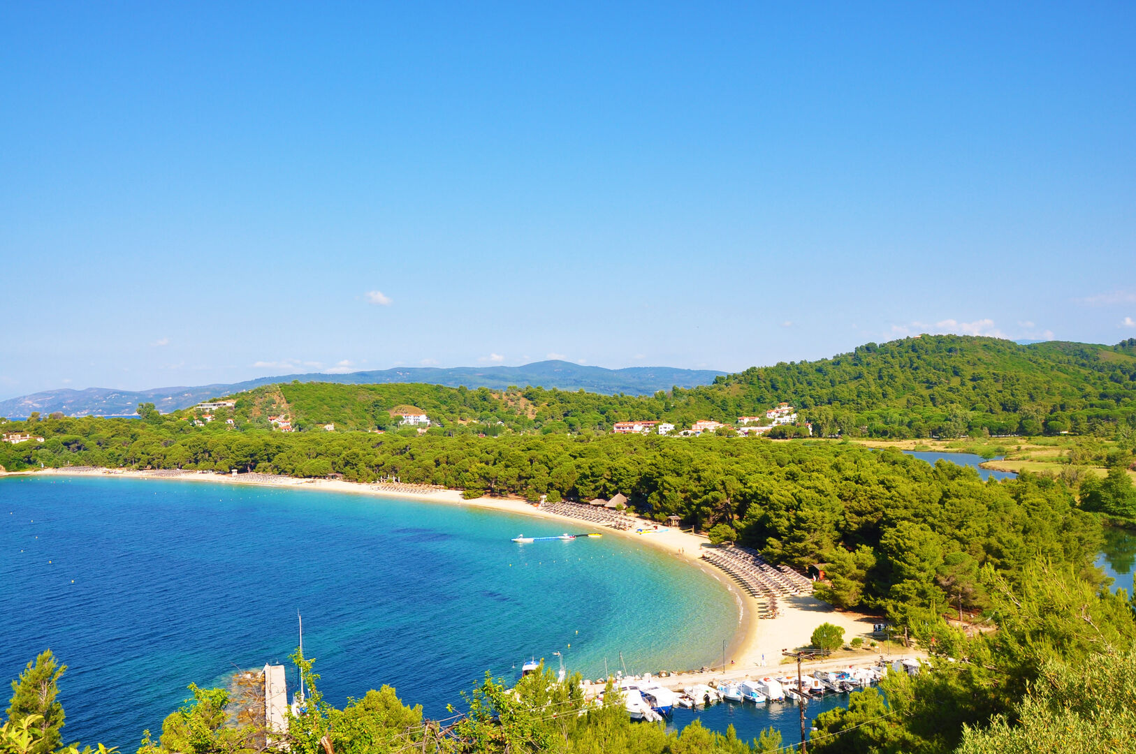 Strand Skiathos | Credit: iStock.com/sangriana