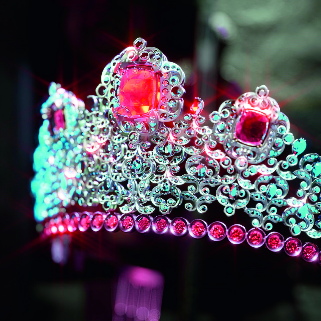 Virtuelle Krone von Dolce und Gabana