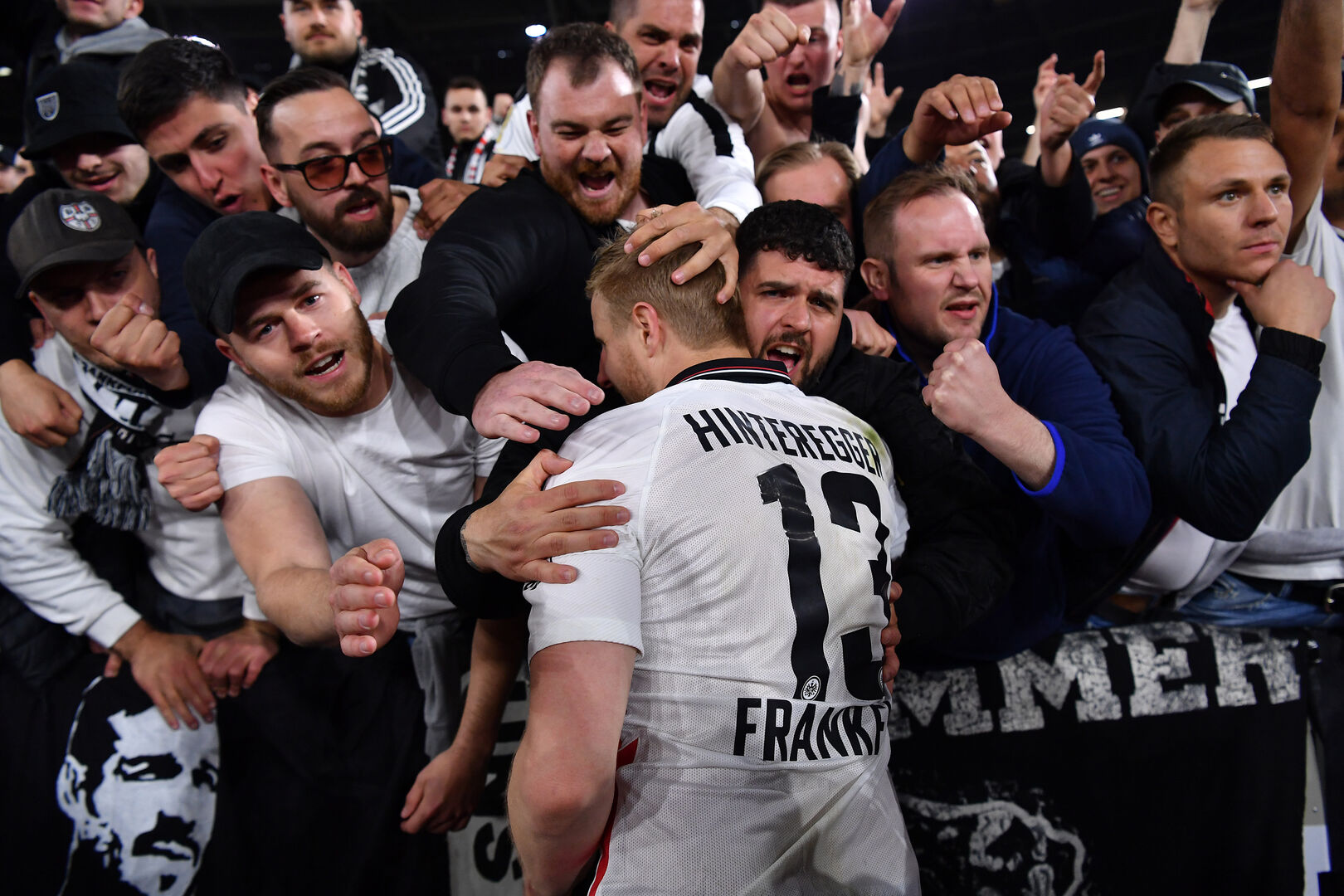 Martin Hinteregger: der erfolgreiche Fanliebling. | Credit: Revierfoto / Action Press / picturedesk.com