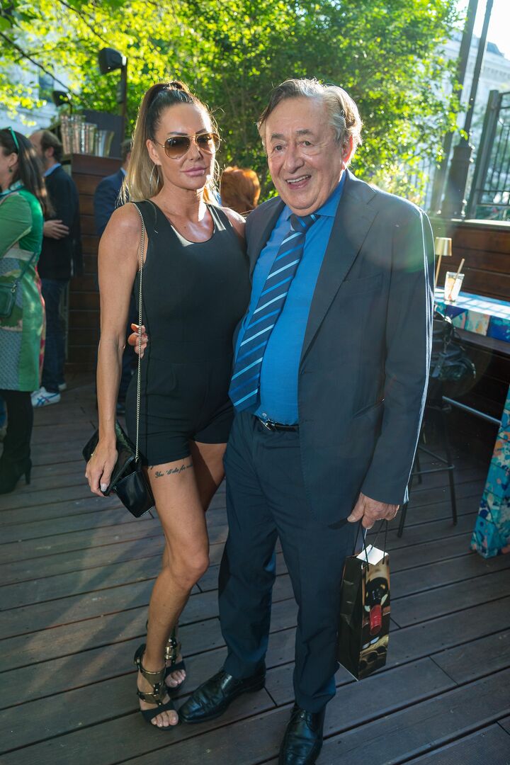 Lugner und Sabrina Haut