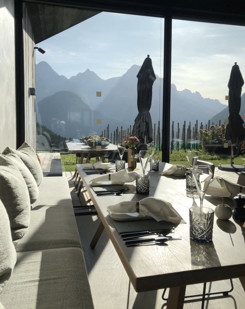 Frühstück mit Aussicht: Bergers Feinheit.  | Credit: Bergers Feinheit/Instagram