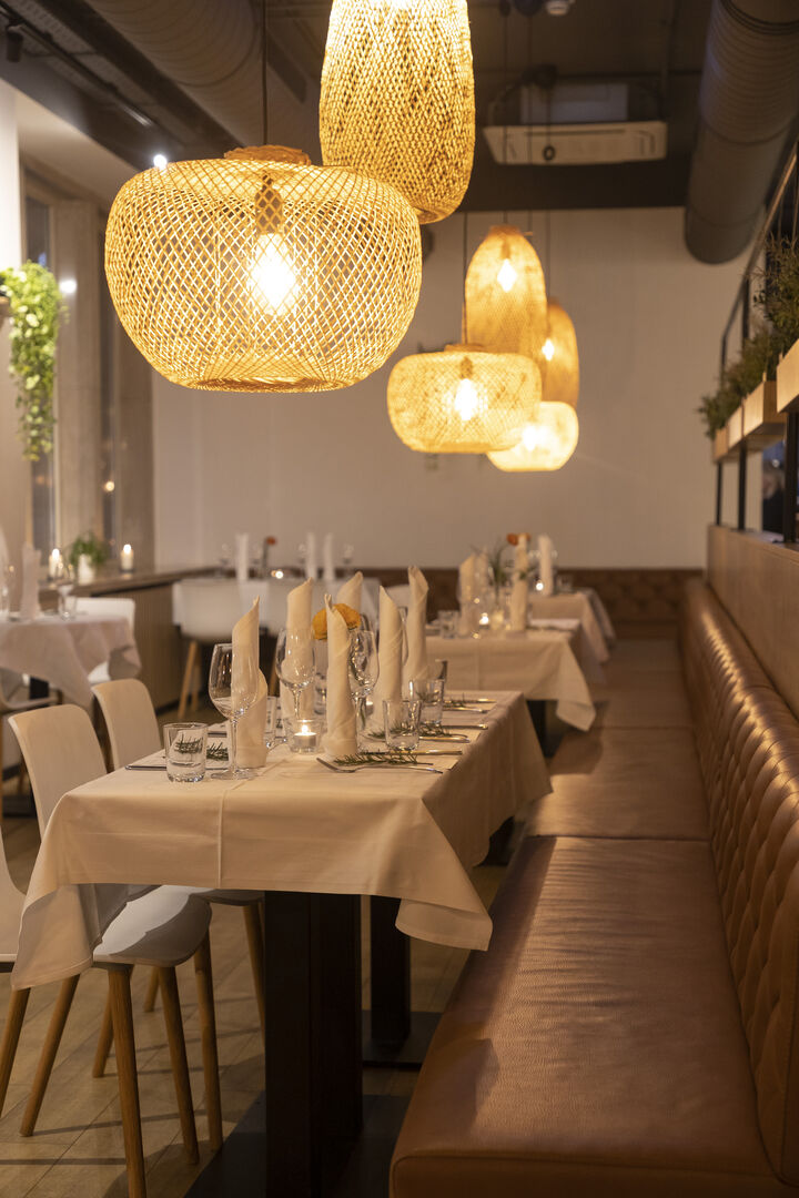 Hillinger Wine-Bar | Credit: Andreas Kolarik