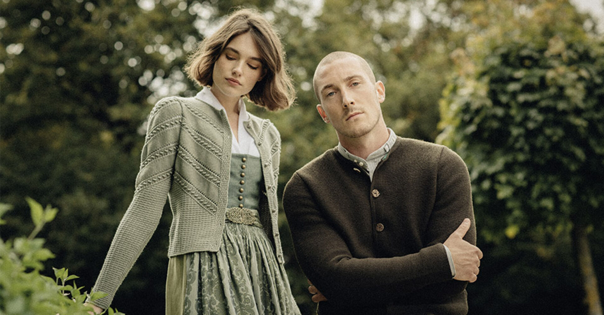 Ein Pärchen in Tracht