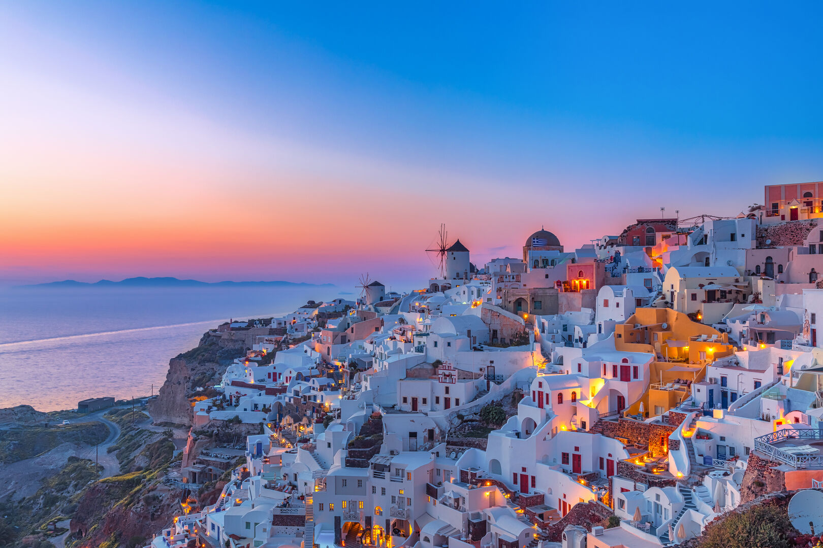 Oia, Santorin | Credit: iStock.com/VogelSP