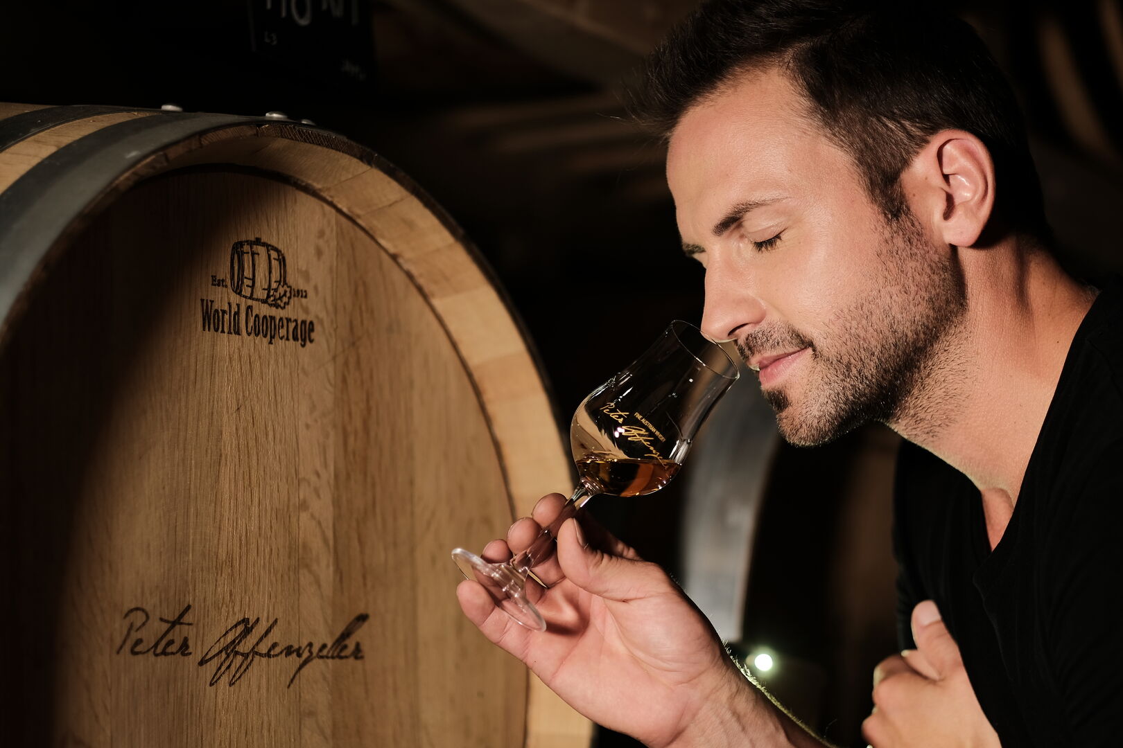 Peter Affenzeller mit seinem Whisky