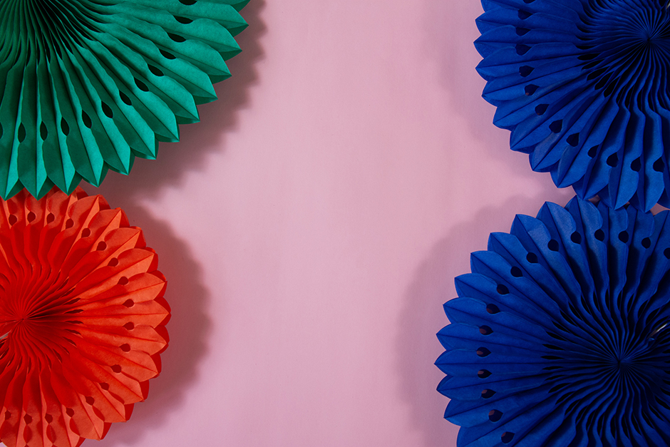 Pom Poms aus Seidenpapier | Credit: iStock.com/Evis Disha