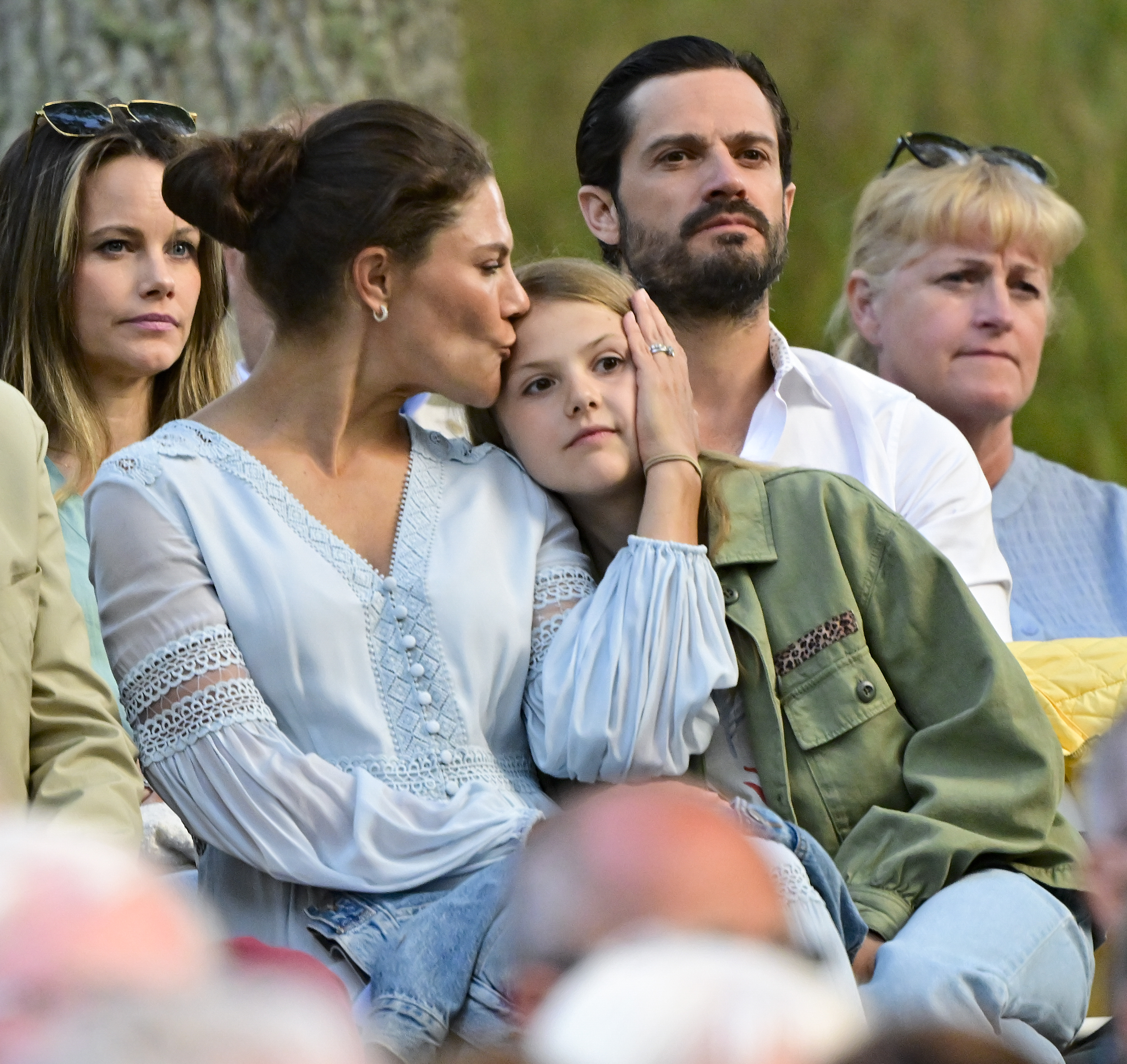 Victoria busselt Tochter Estelle