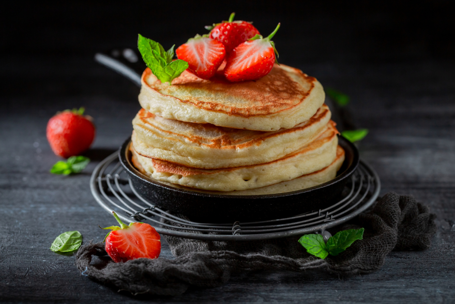 Pancakes mit Erdbeeren | Credit: iStock.com/Shaiith