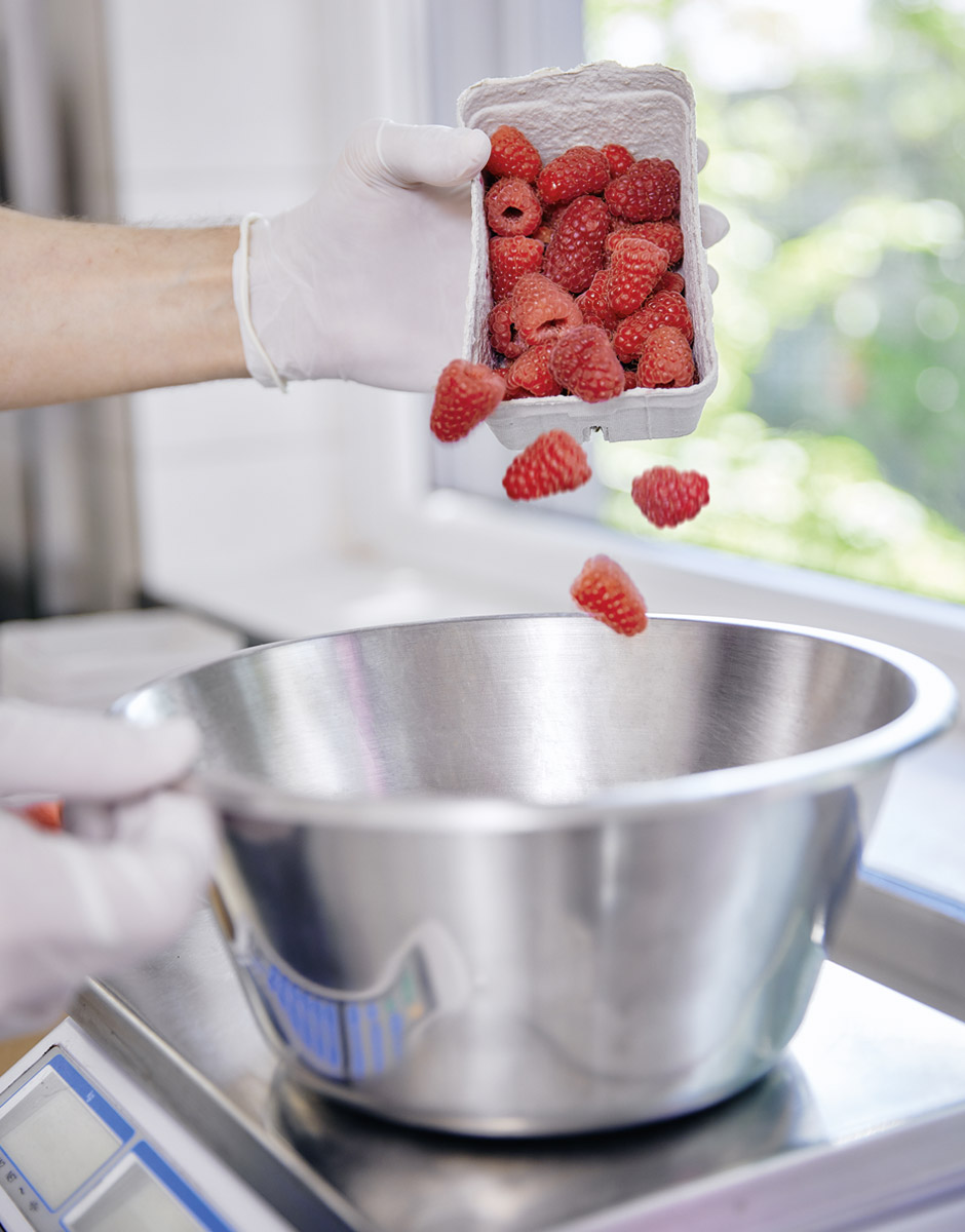 Anfertigung von Eiscreme.