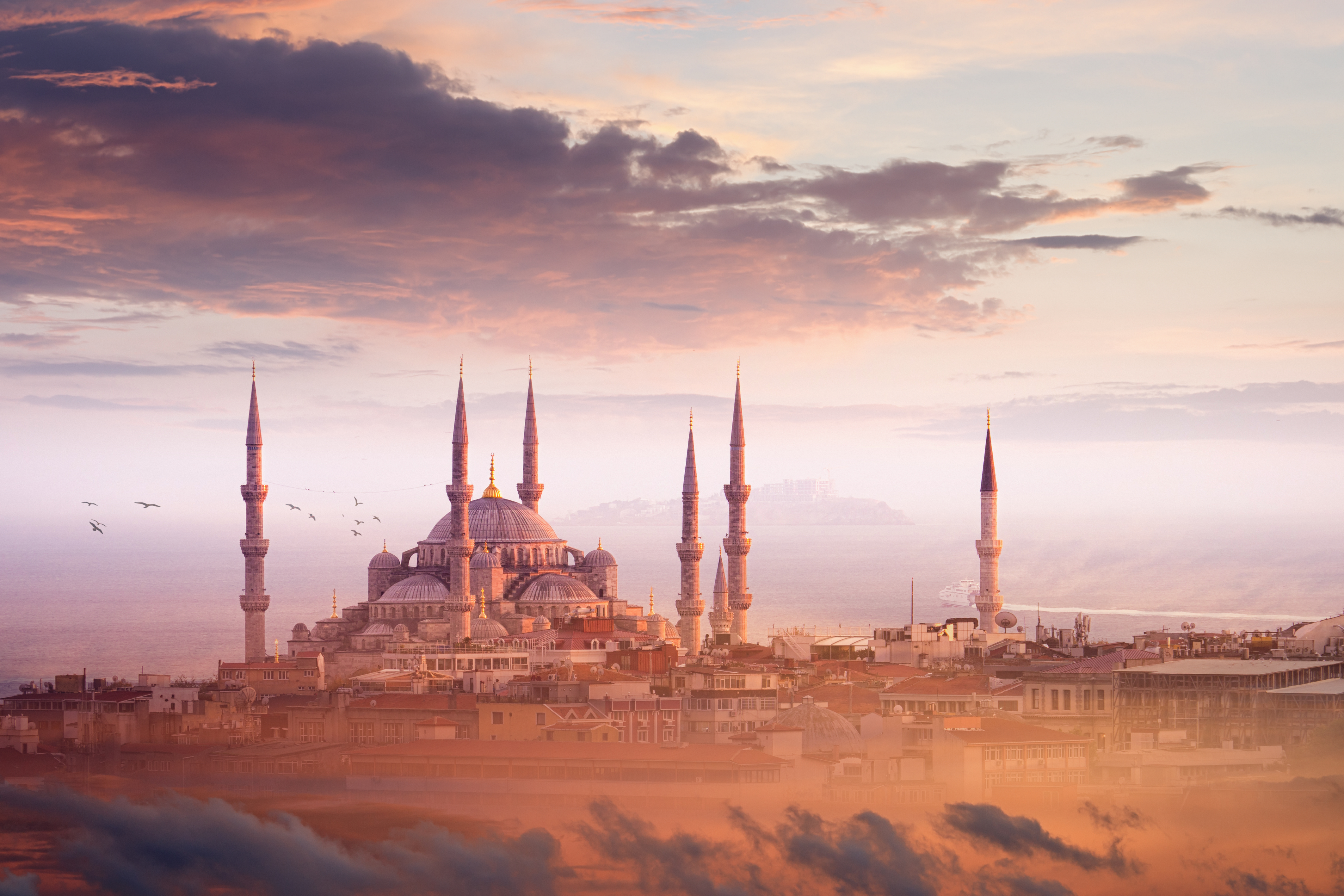 Istanbul | Credit: iStock.com/Igor Zhuravlov