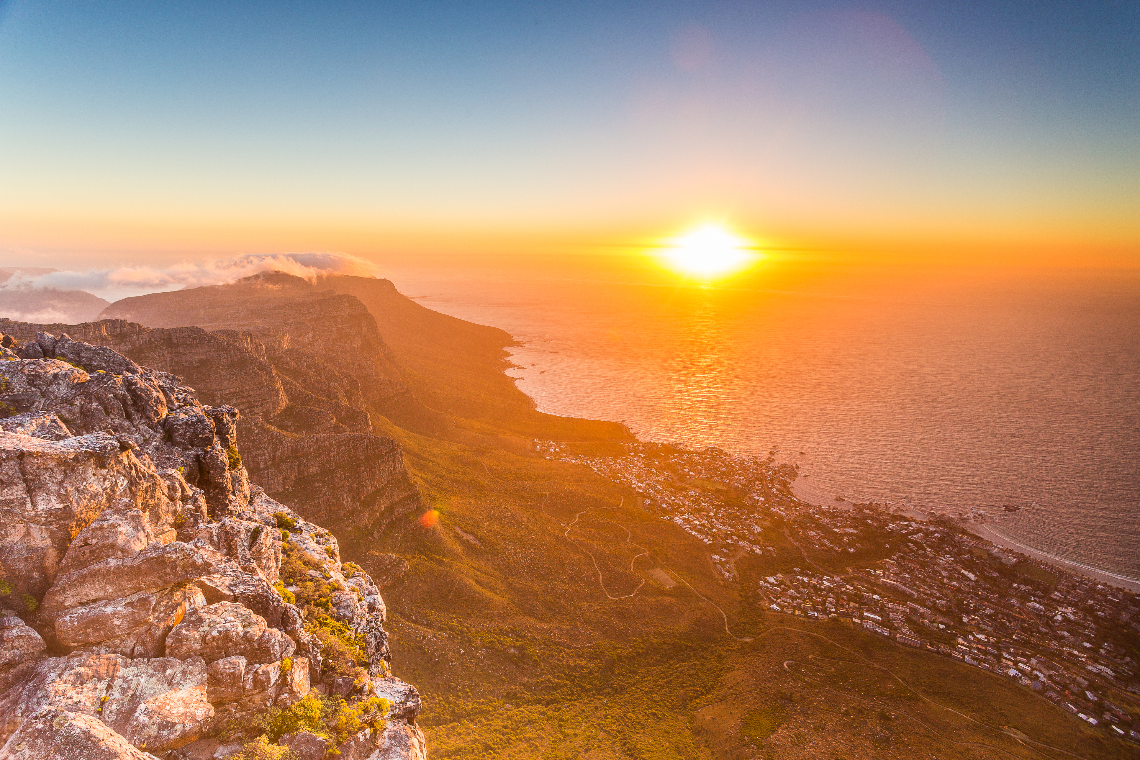 Der Tafelberg in Kapstadt/Südafrika. | Credit: iStock.com/R.M. Nunes
