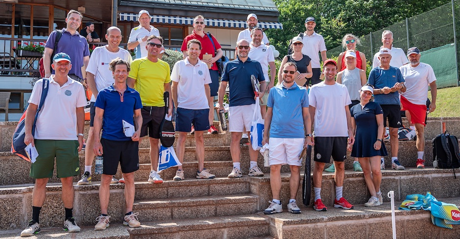 Unternehmer und Führungskräfte beim Tennis Cup 2022| Credit: Gregor Hoheneder