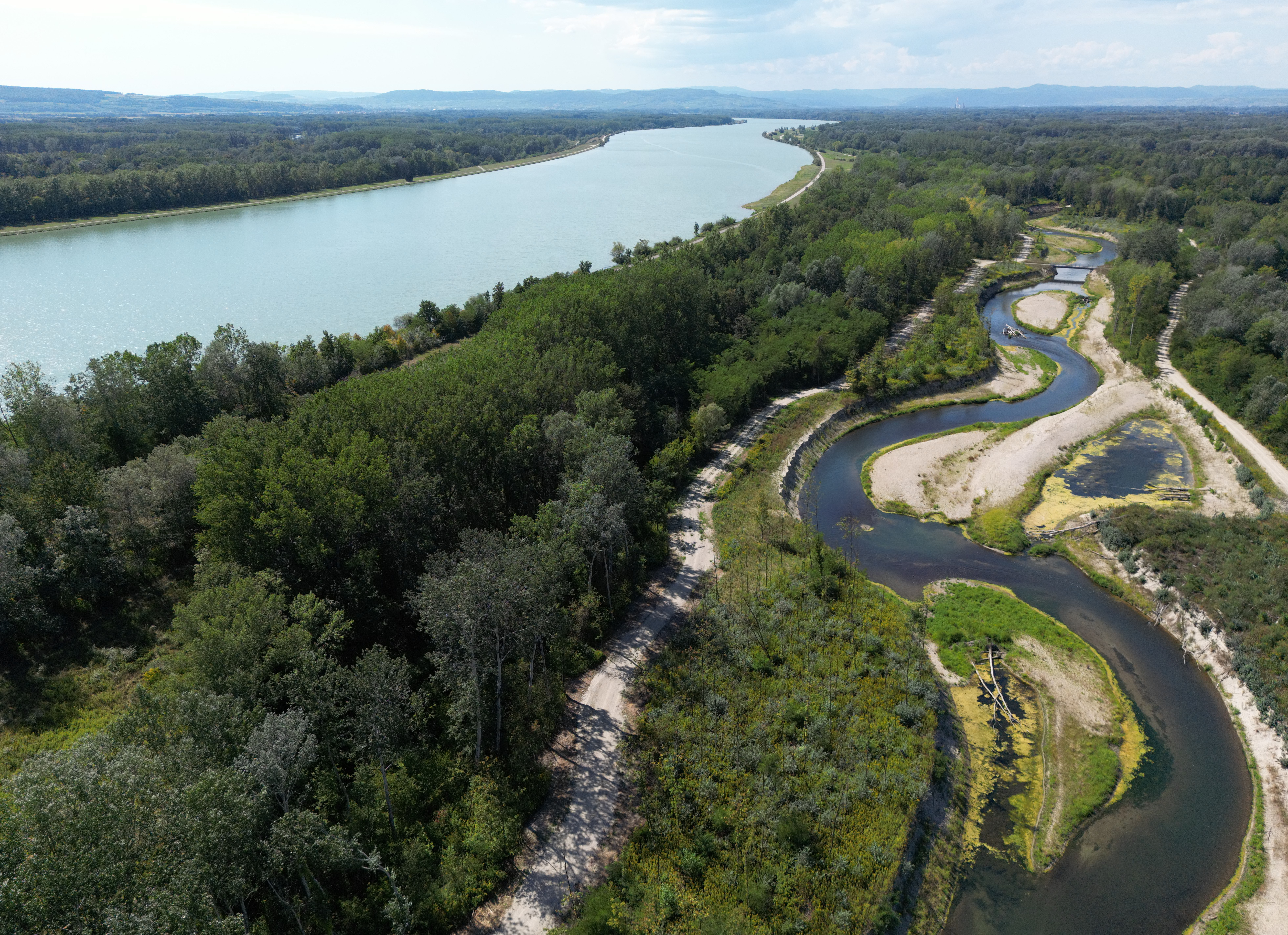 Niediger Wasserstand auf der Donau | Credit: HELMUT FOHRINGER / APA / picturedesk.com