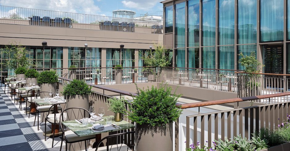 Rooftop-Bar Neue Hoheit auf der Tuchlauben | Credit: Neue Hoheit