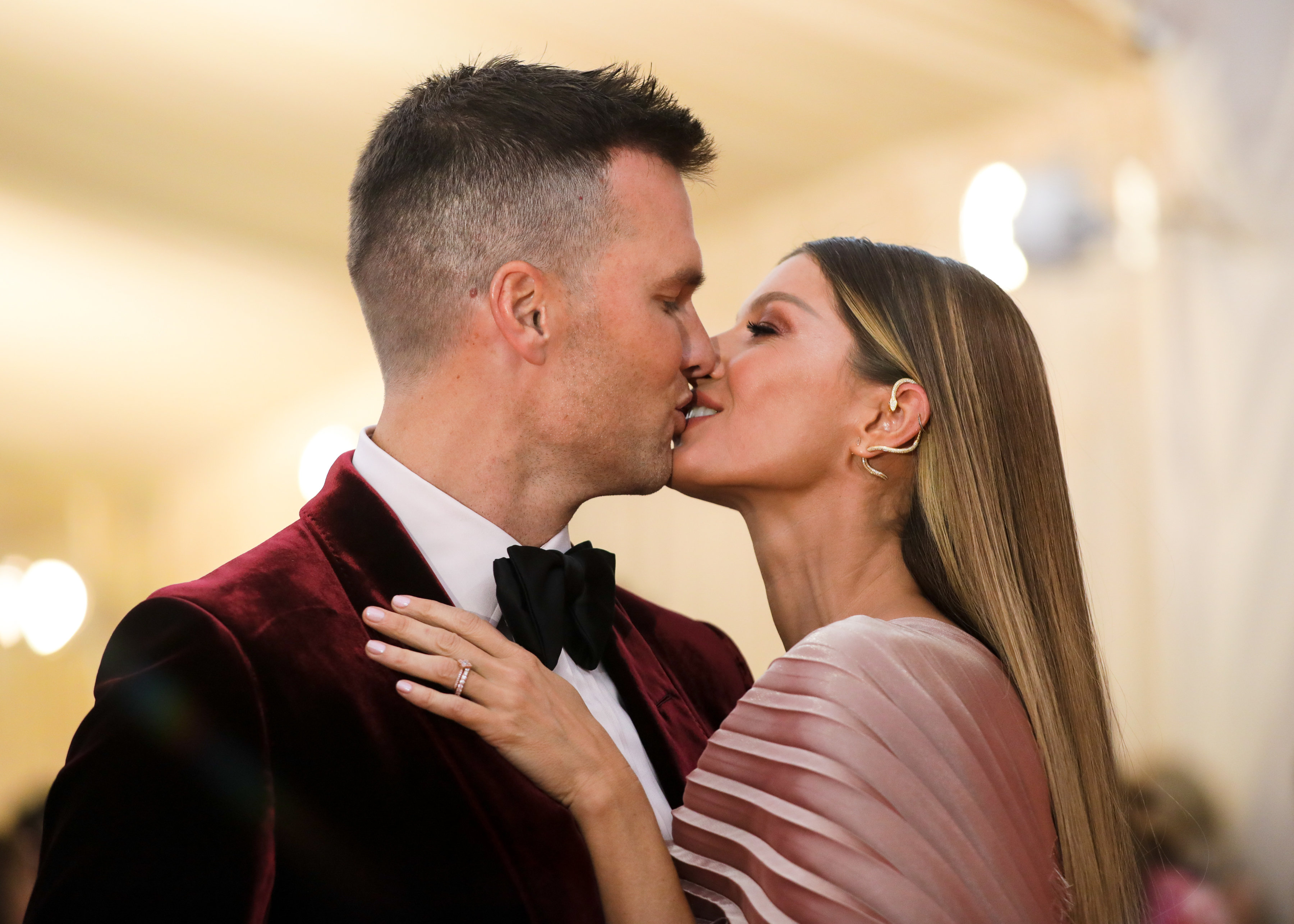 Gisele Bündchen küsst Tom Brady