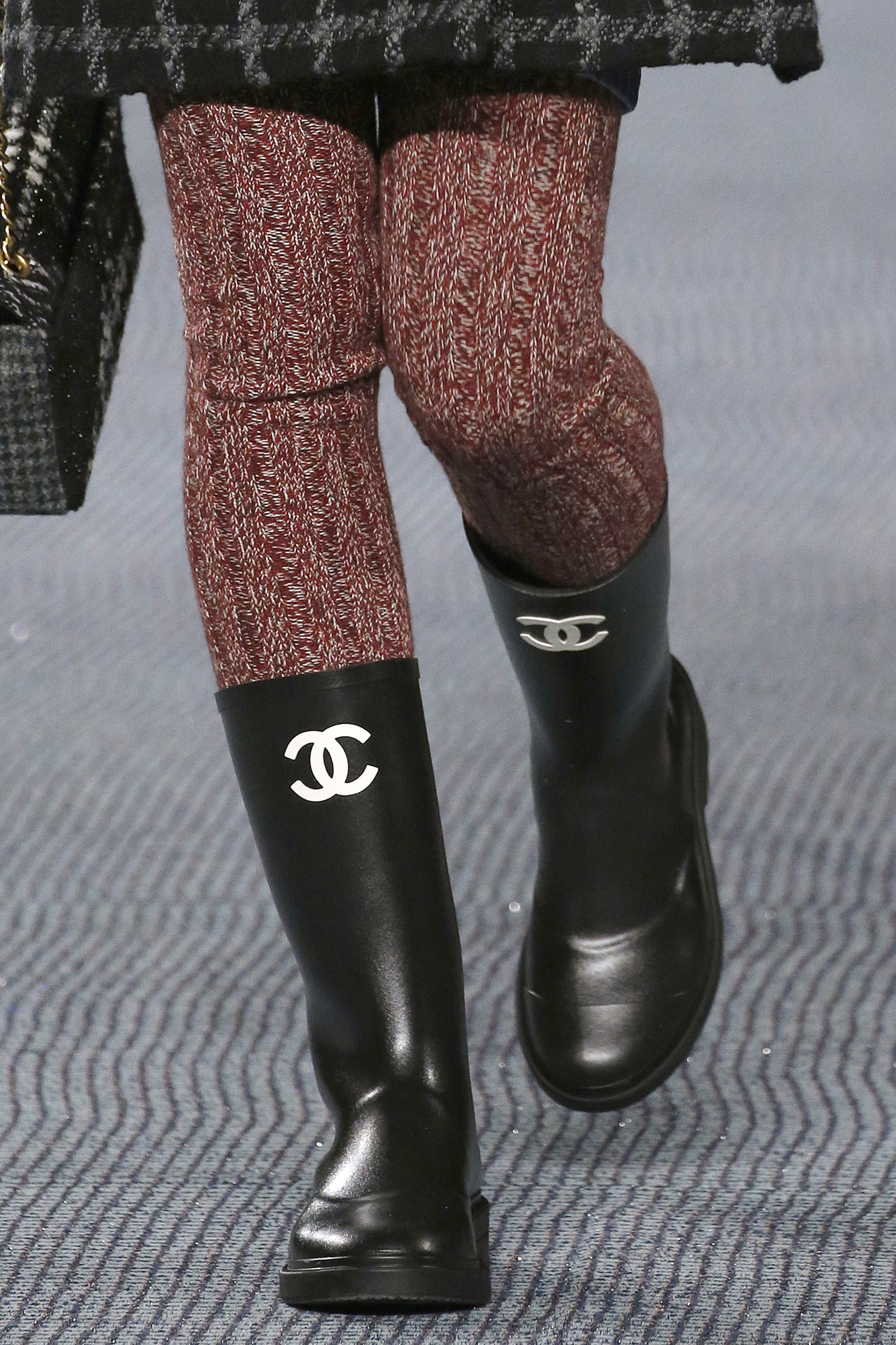 Die Gummistiefel von Chanel
