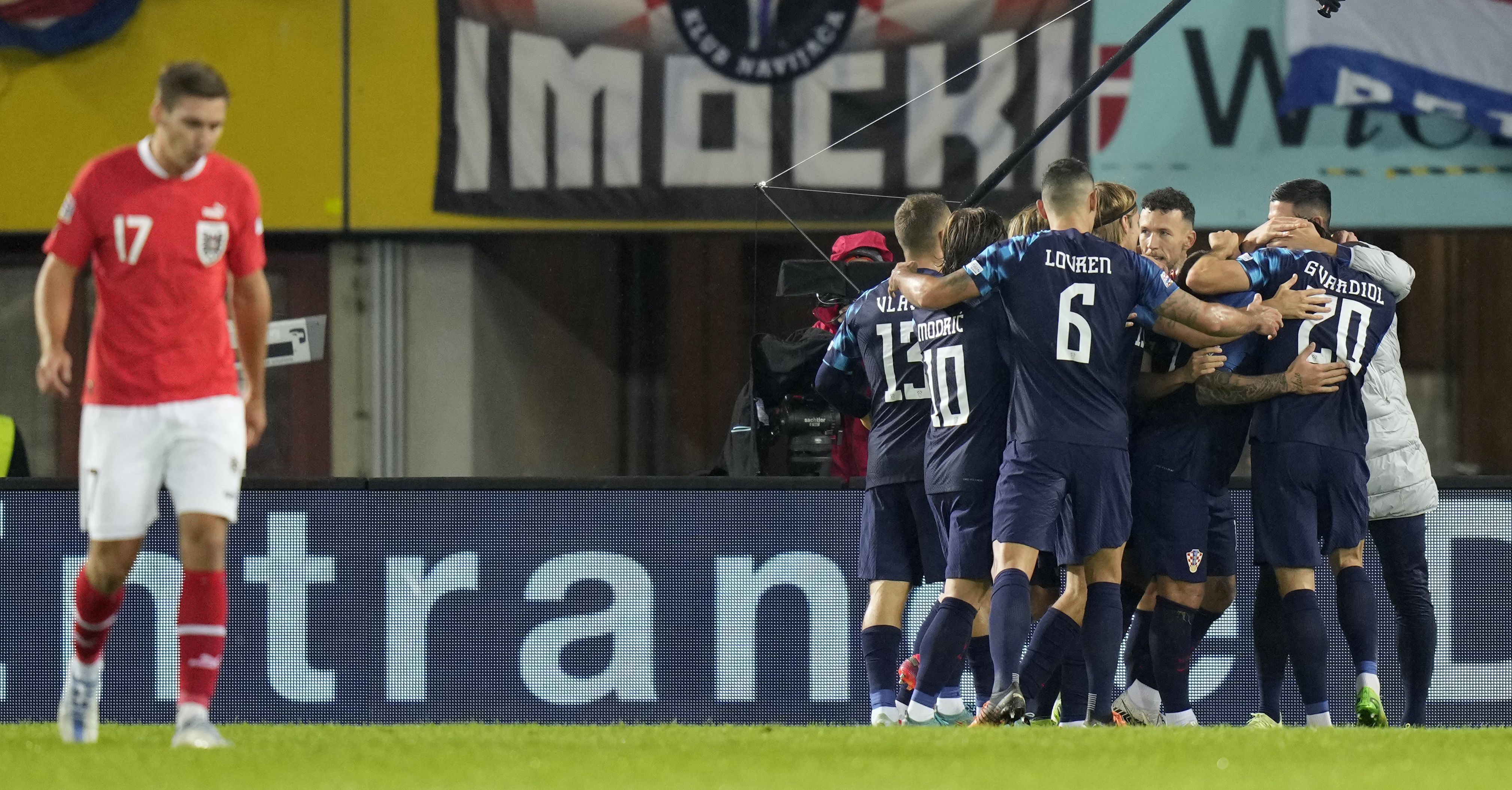 Österreich ist enttäuscht über den Abstieg, Kroatien bejubelt den Gruppensieg