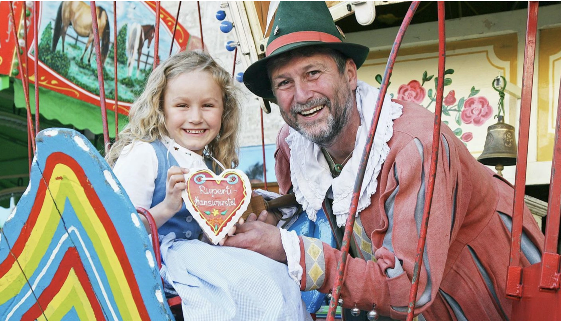 Rupertikirtag, Mädchen mit Hanswurst