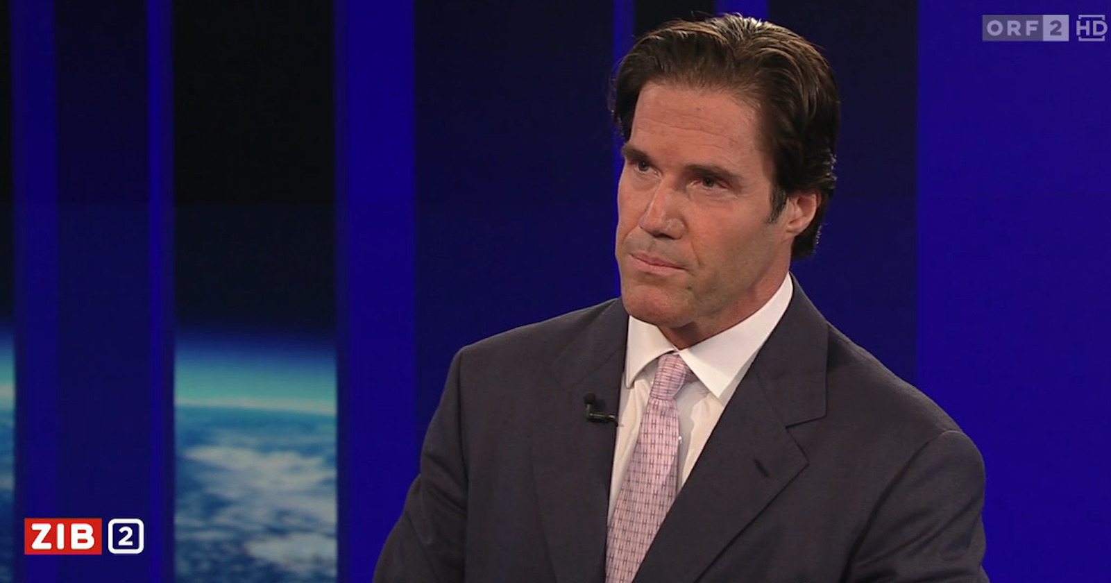 Screenshot: Tassilo Wallentin im Studio der ZIB2.