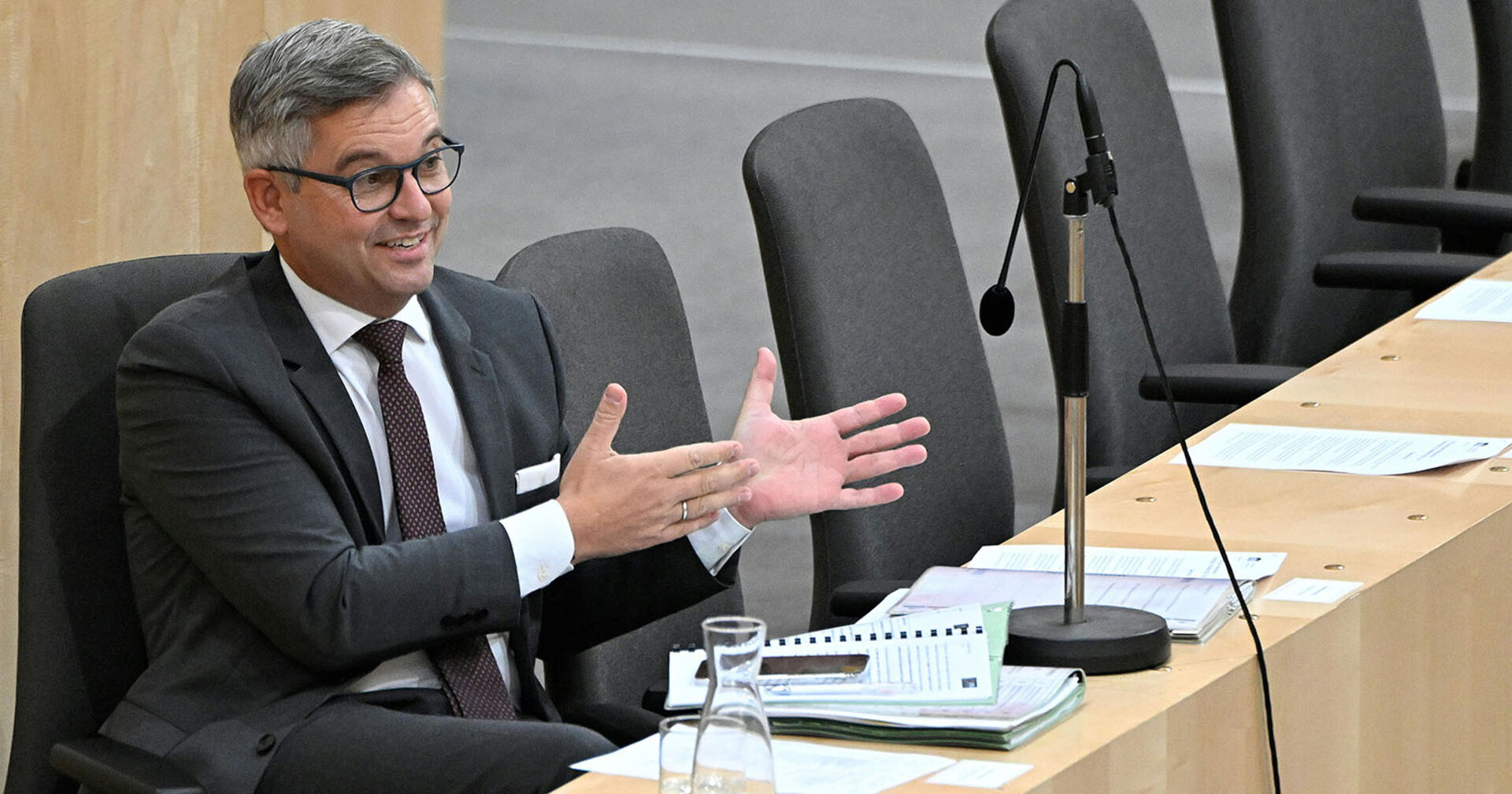 Finanzminister Magnus Brunner im Parlament