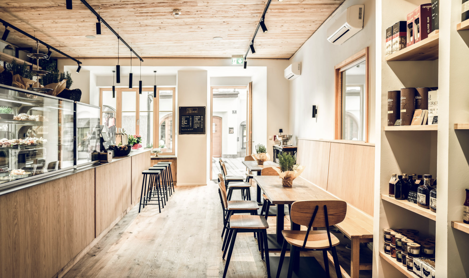 The Salt/Salzkrämerei Innenansicht