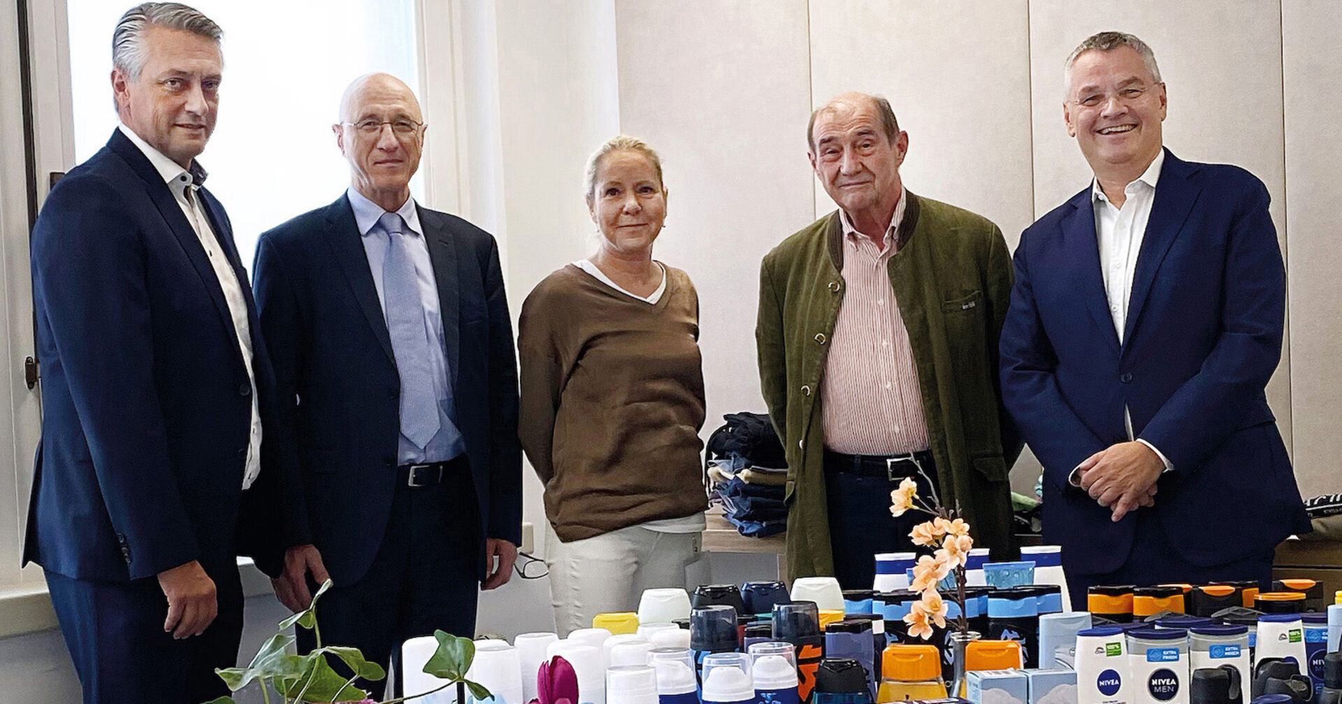 Sachspendenübergabe in der Volksbank Wien AG | Credit: Volksbank