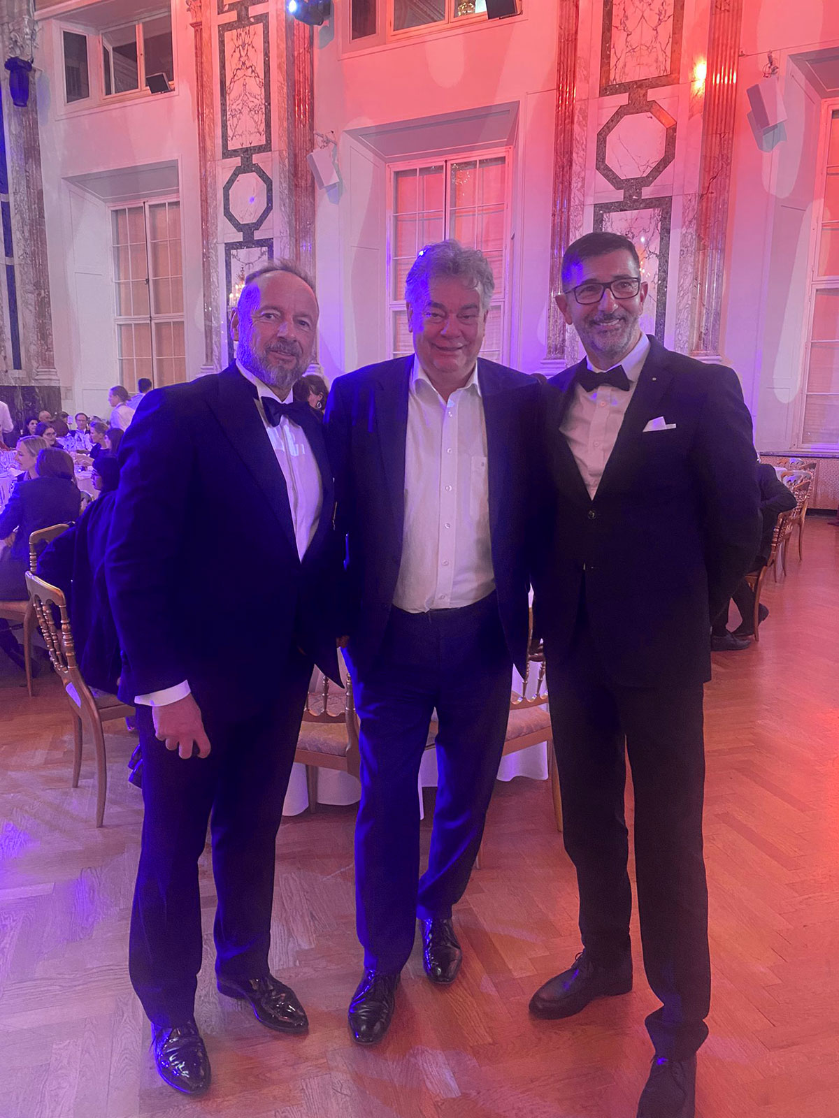 Ralf-Wolfgang Lothert, Werner Kogler und Richar Mauerlechner in der Hofburg | weekend