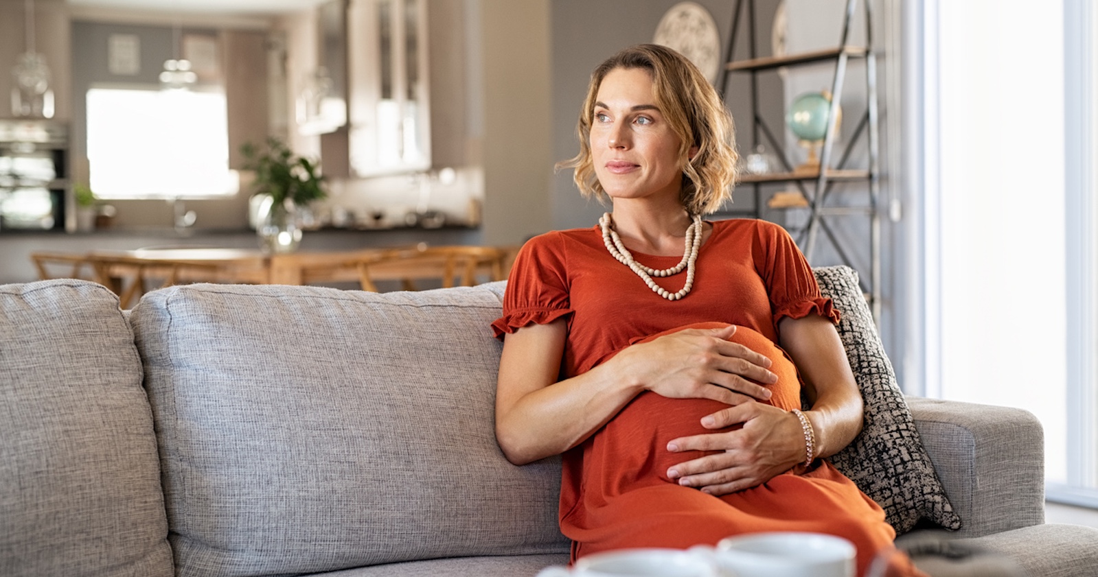 Schwangere Frau über 30. | Credit: iStock.com/ Ridofranz