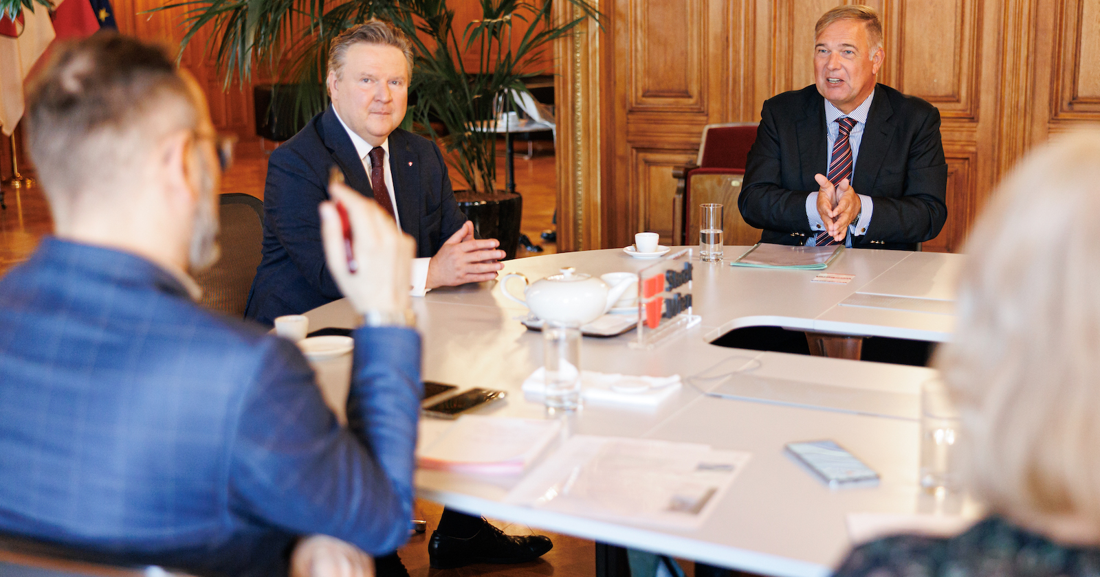 Michael Ludwig und Walter Ruck im Gespräch | Credit: Alexander Felten