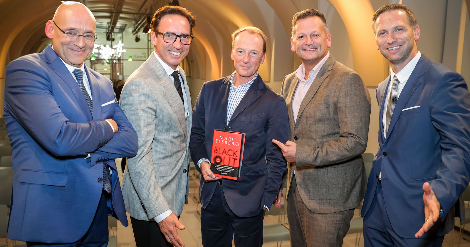 Bestseller-Autor Marc Elsberg bei der Helvetia-Veranstaltung| Credit: Helvetia