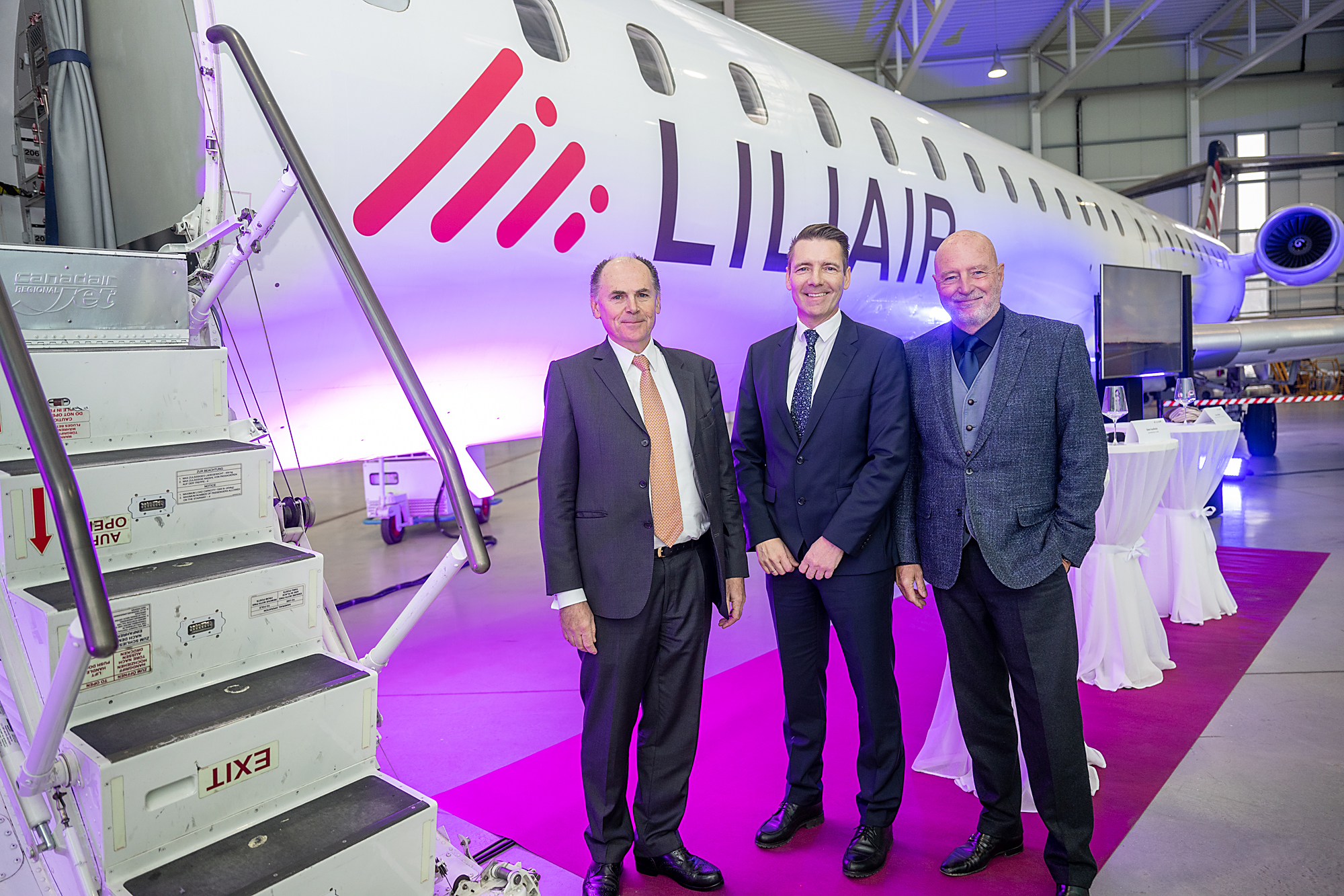 Drei Männer in Zusammenhang mit LILIAIR