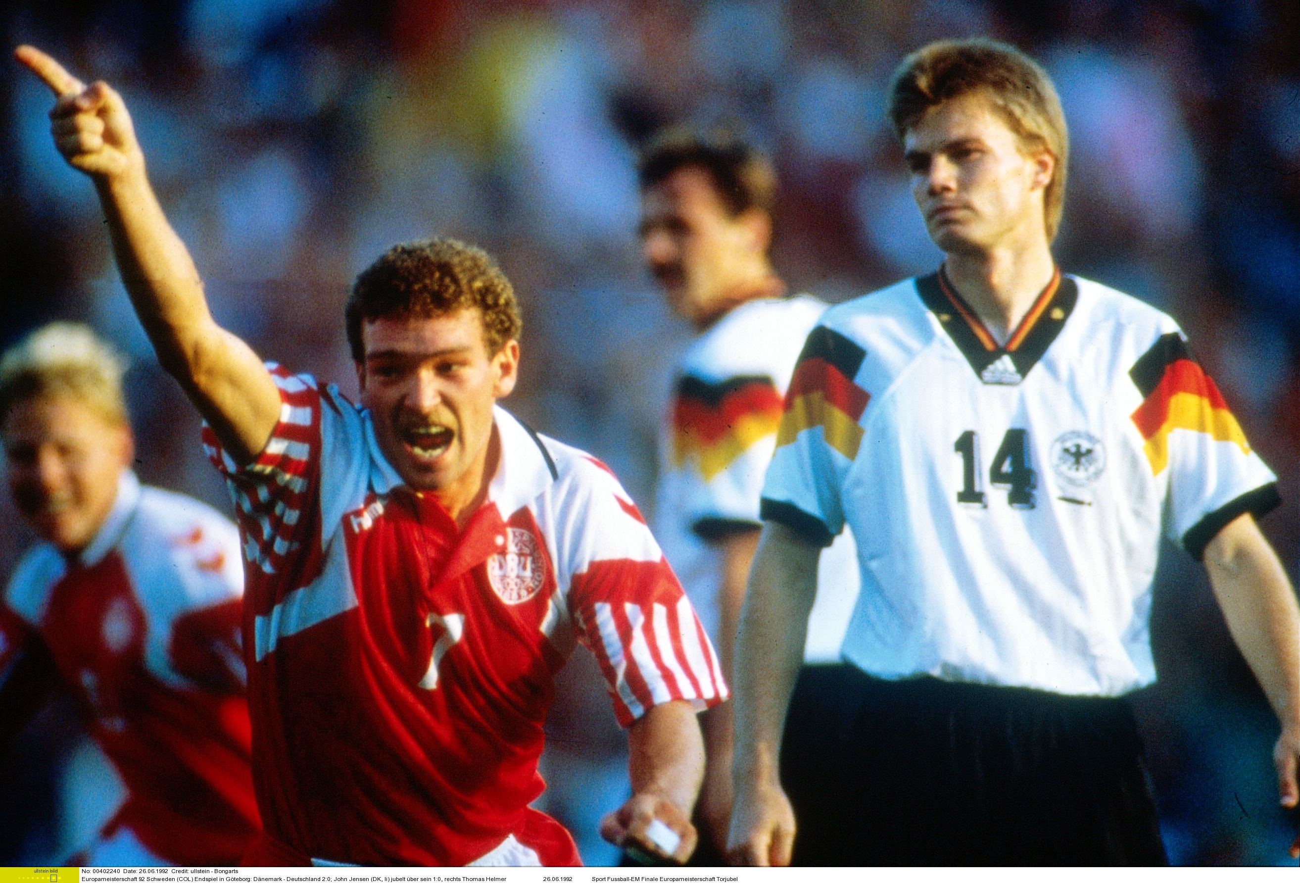 John Jensen bejubelt sein Tor zum 1:0 im EM-Finale 1992 gegen Deutschland