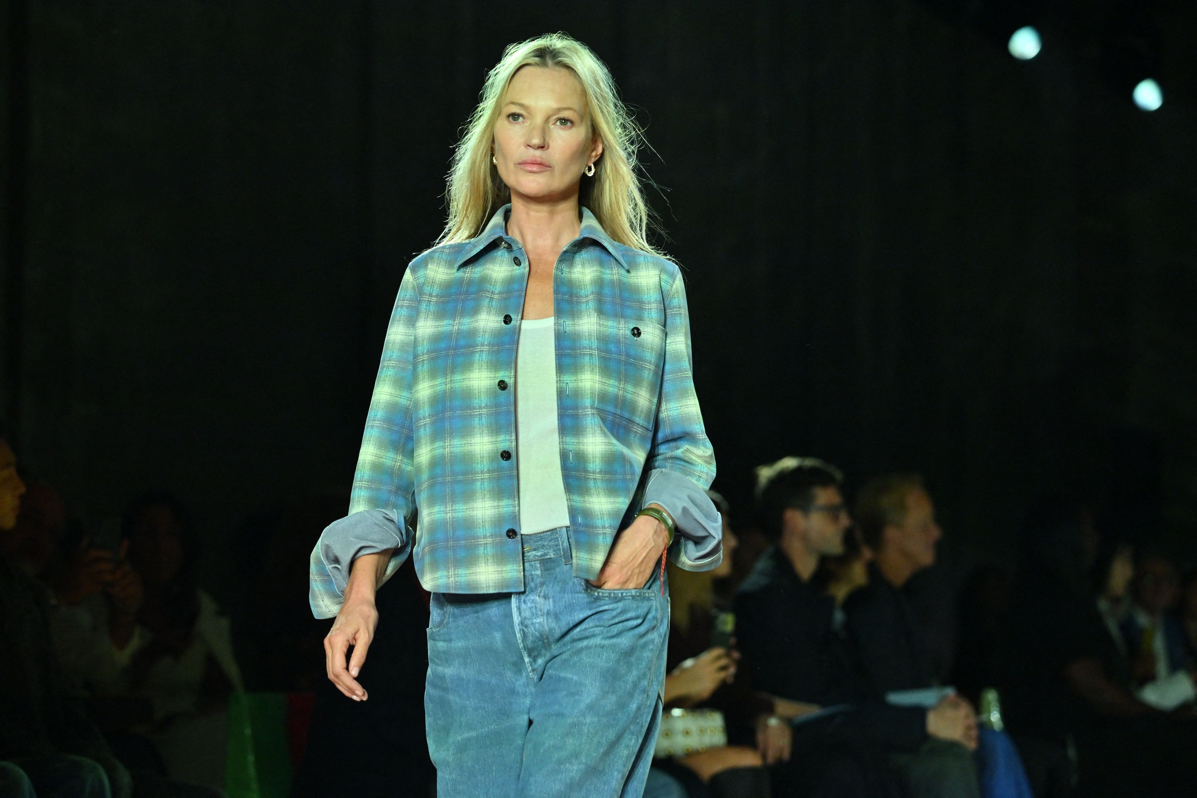 Kate Moss am Laufsteg für Bottega Veneta